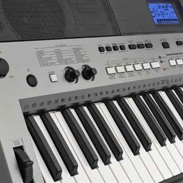 Digital Pianos &amp; Keyboards