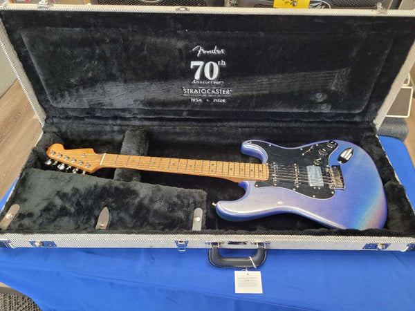 Fender 70th Anniversary American Ultra Stratocaster HSS Amethyst