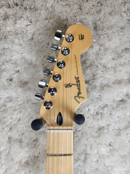 Fender Player Stratocaster Tidepool Maple Neck