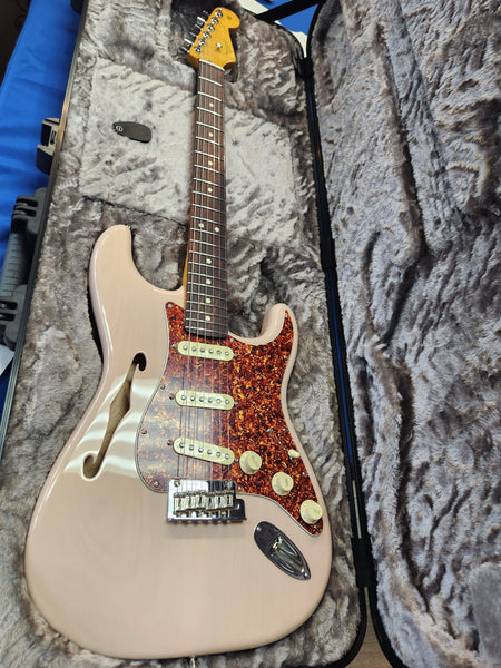 Fender FSR American Professional II Stratocaster Thinline Shell Pink