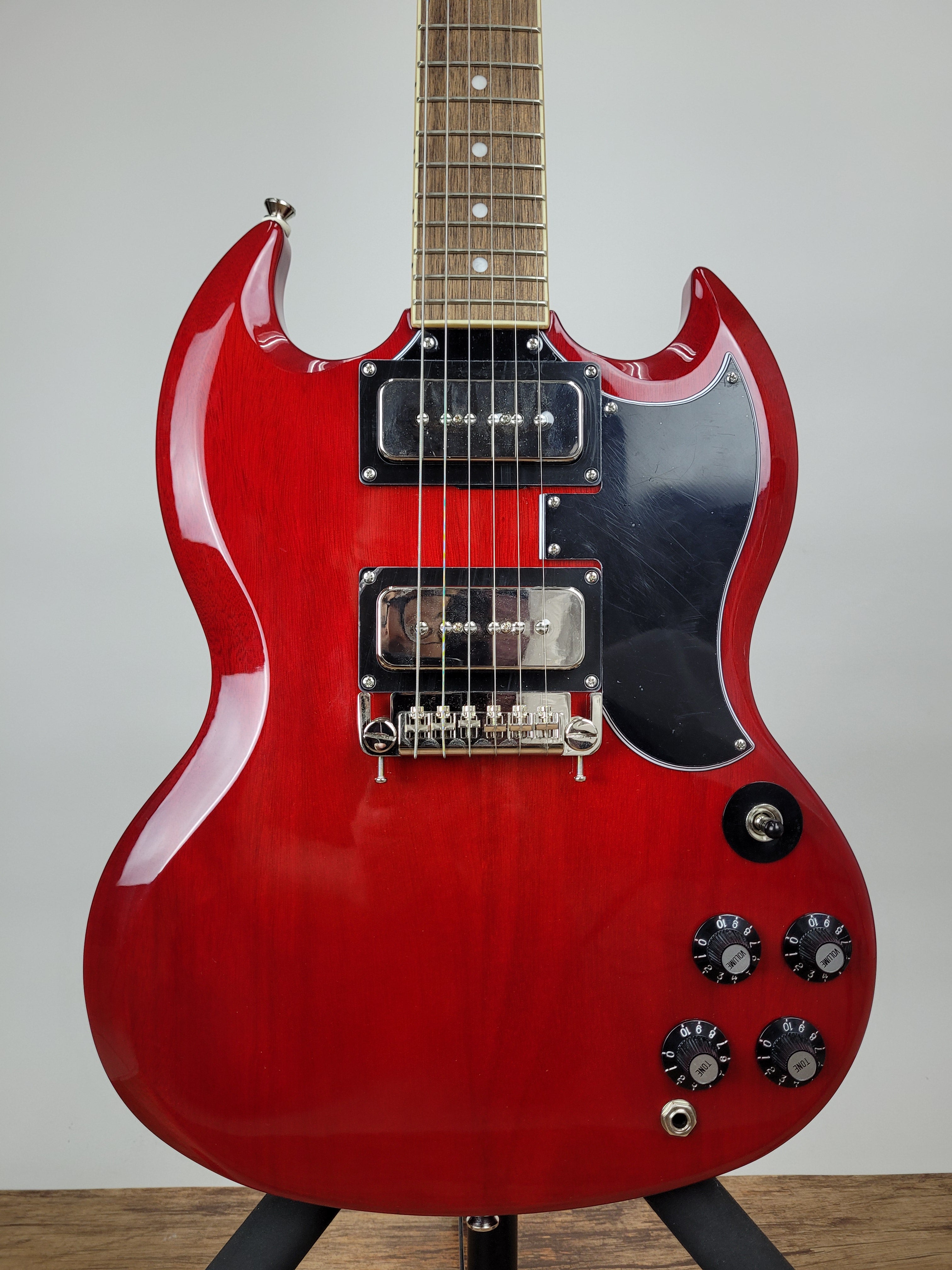 Epiphone Tony Iommi SG Special Vintage Cherry W/Case