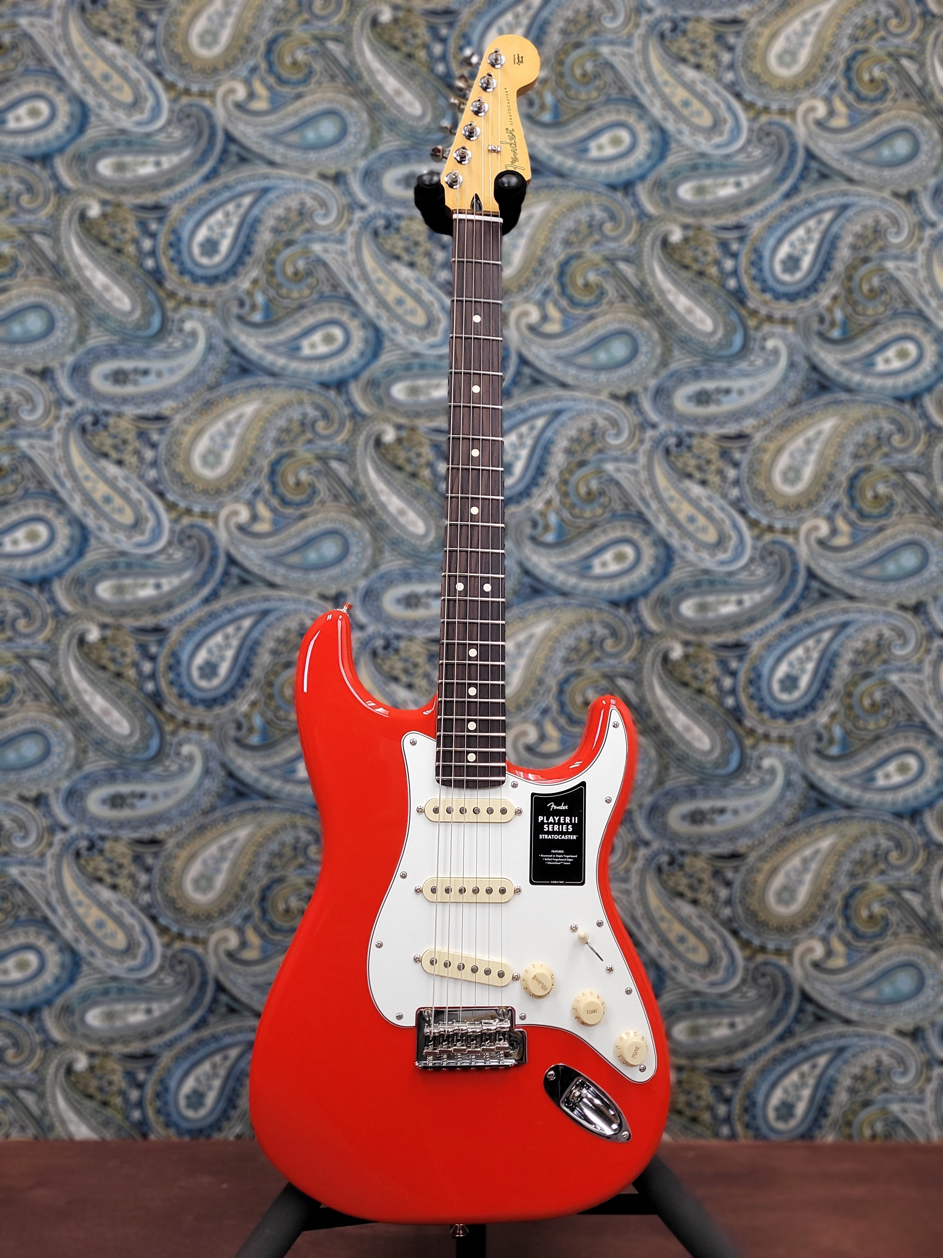 Fender Player Series II Stratocaster SSS Coral Red