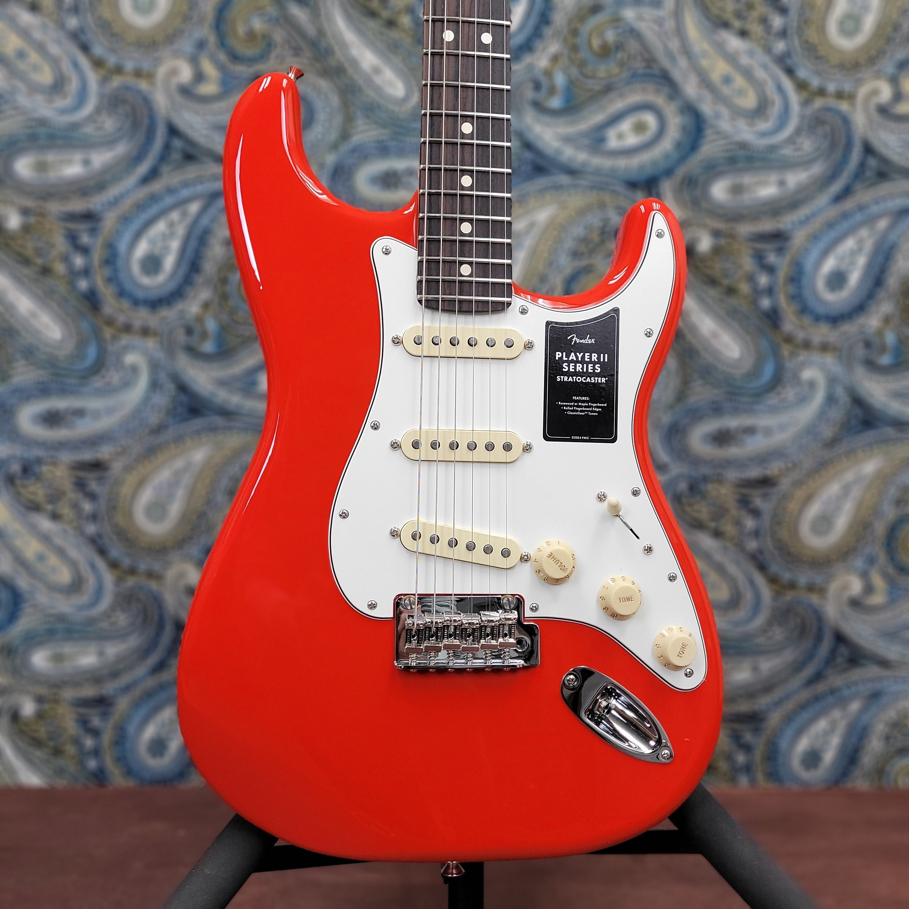 Fender Player Series II Stratocaster SSS Coral Red