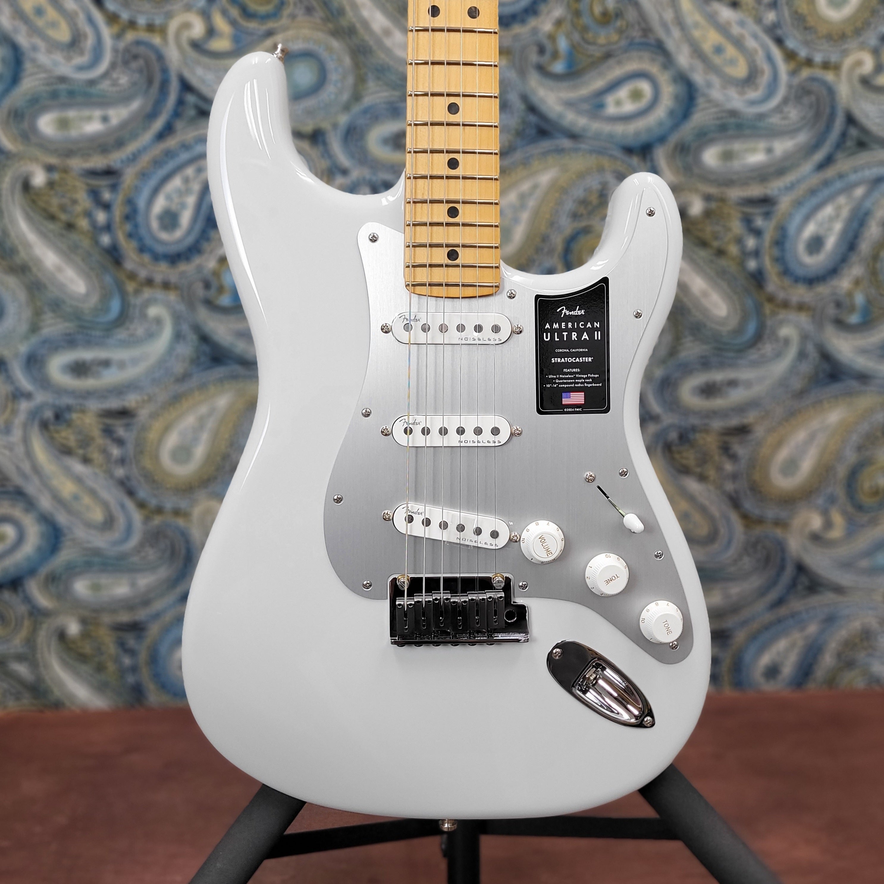 Fender American Ultra II Stratocaster Avalanche