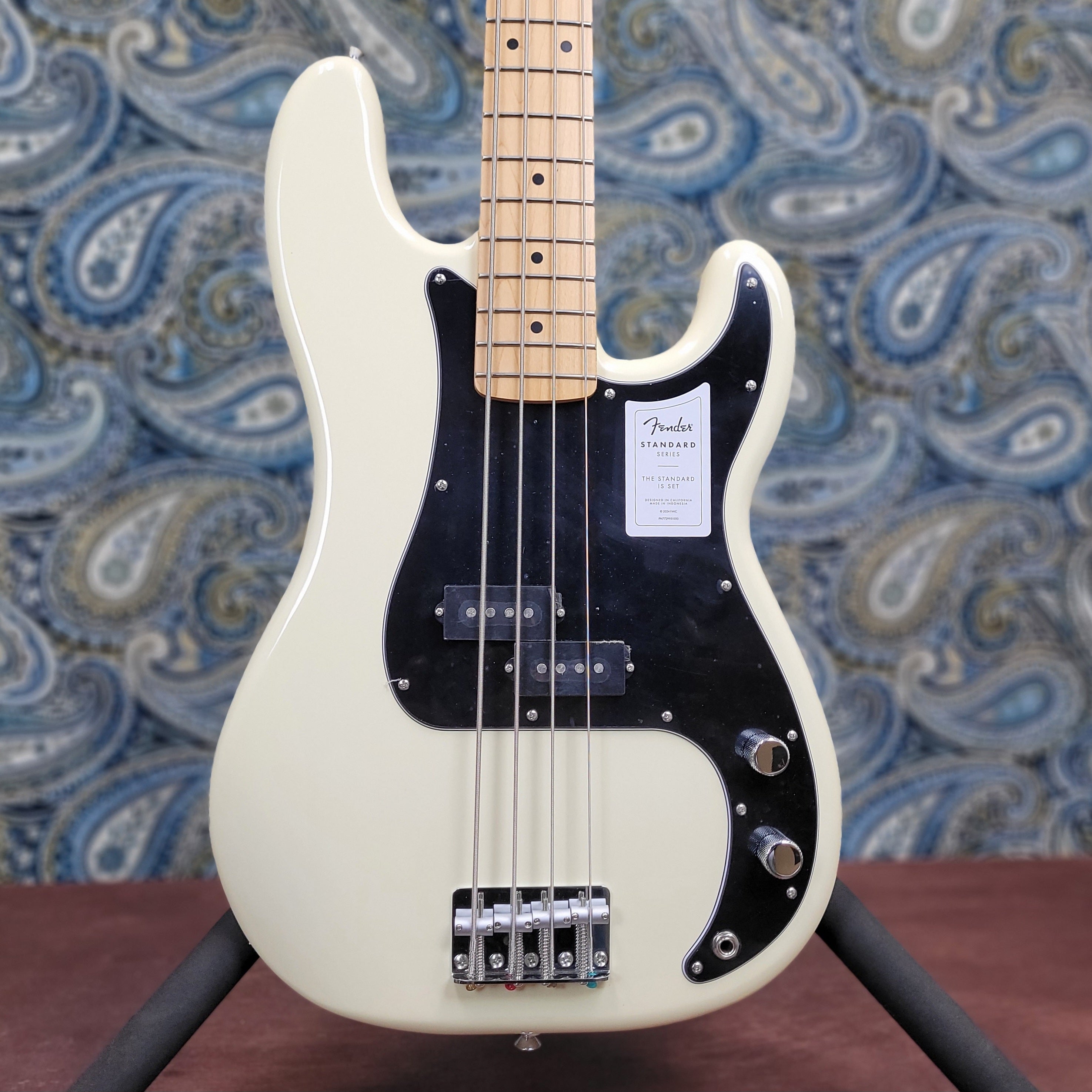 Fender Standard Precision Bass Olympic White