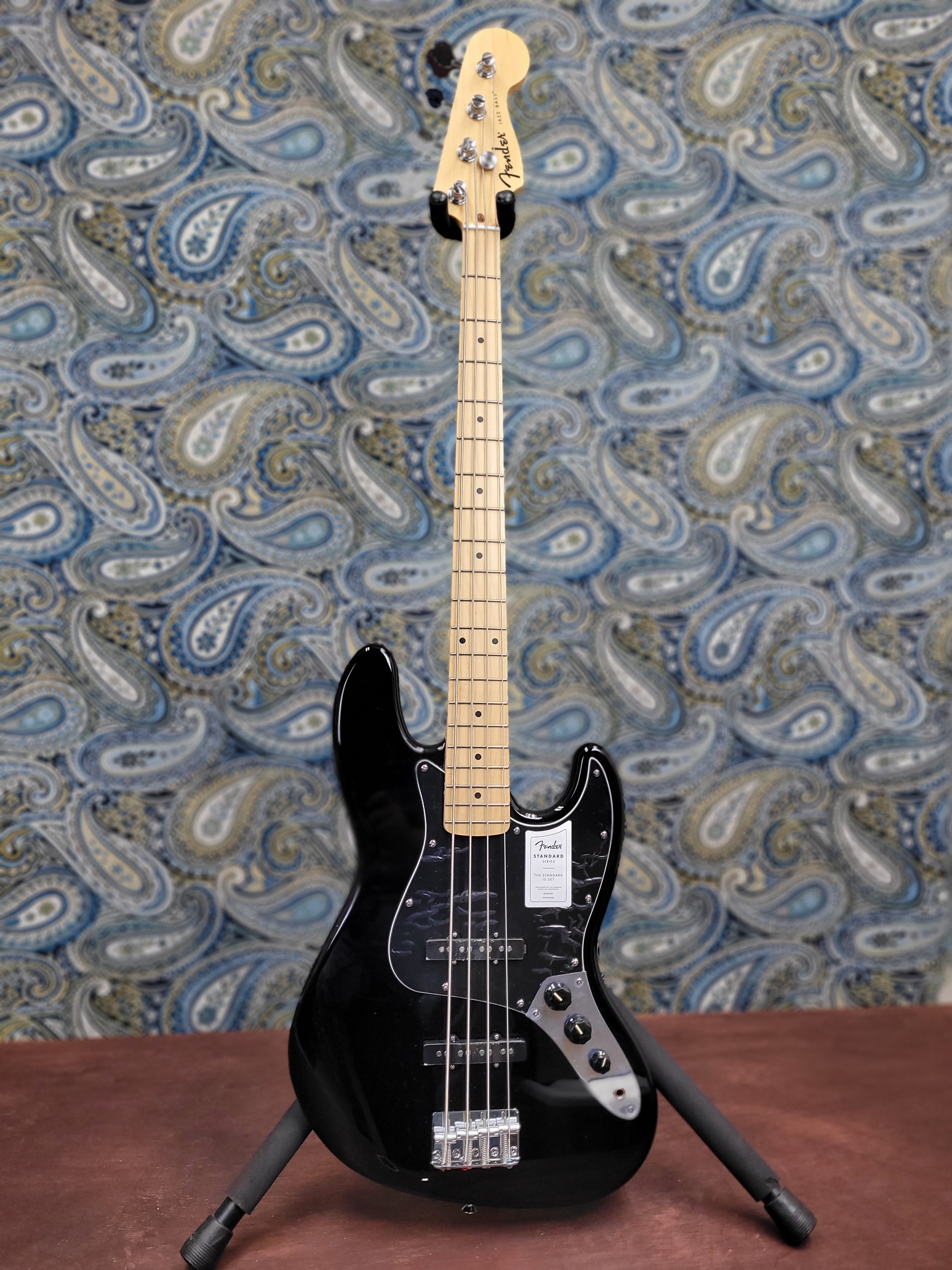 Fender Standard Precision Jazz Bass Black