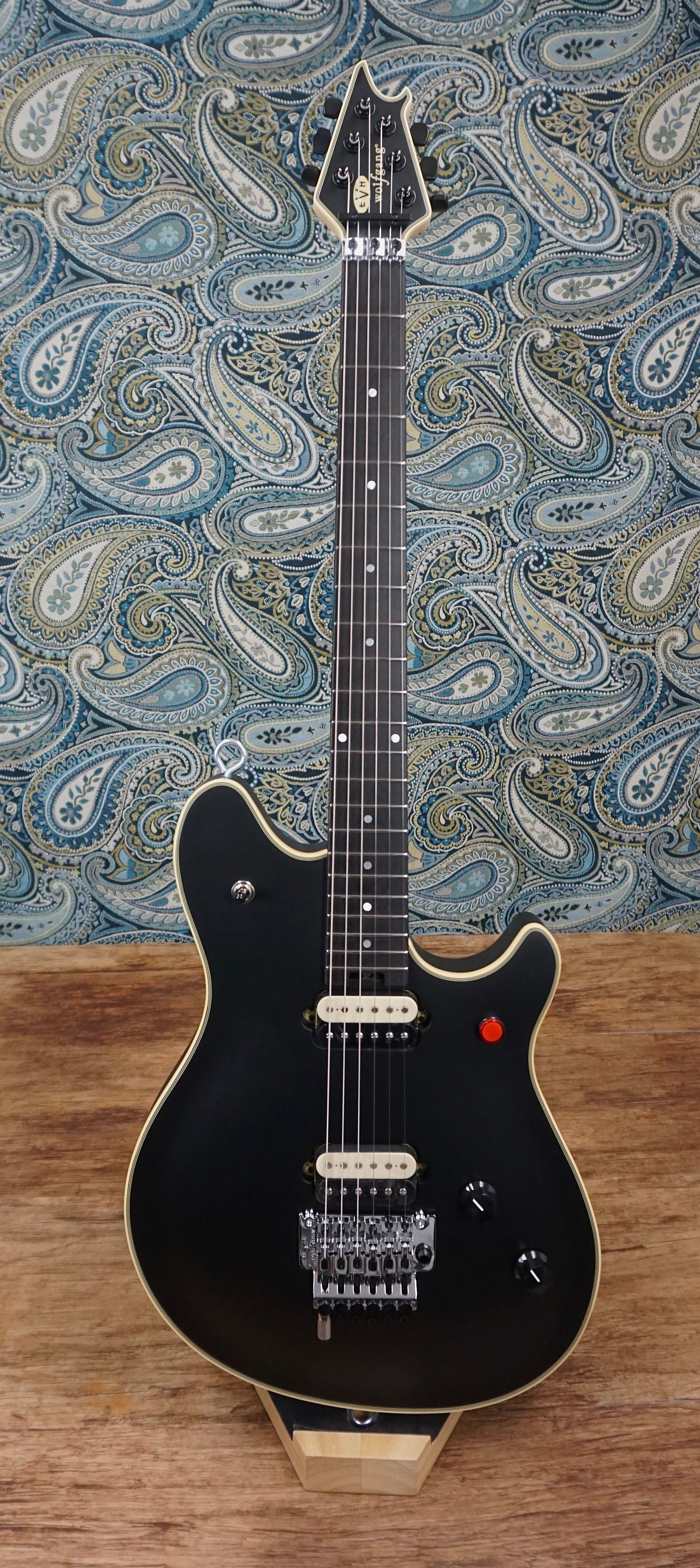 EVH MIJ Series Signature Wolfgang Stealth Black