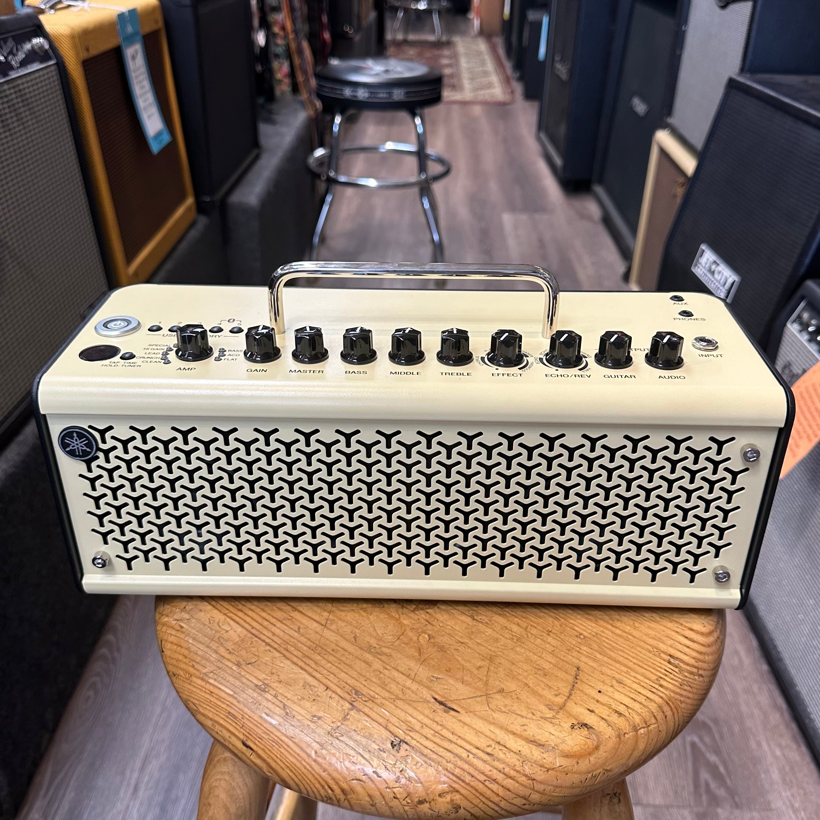 Yamaha THR10 II 20 Watt 2x3" Modeling Combo Rental Return