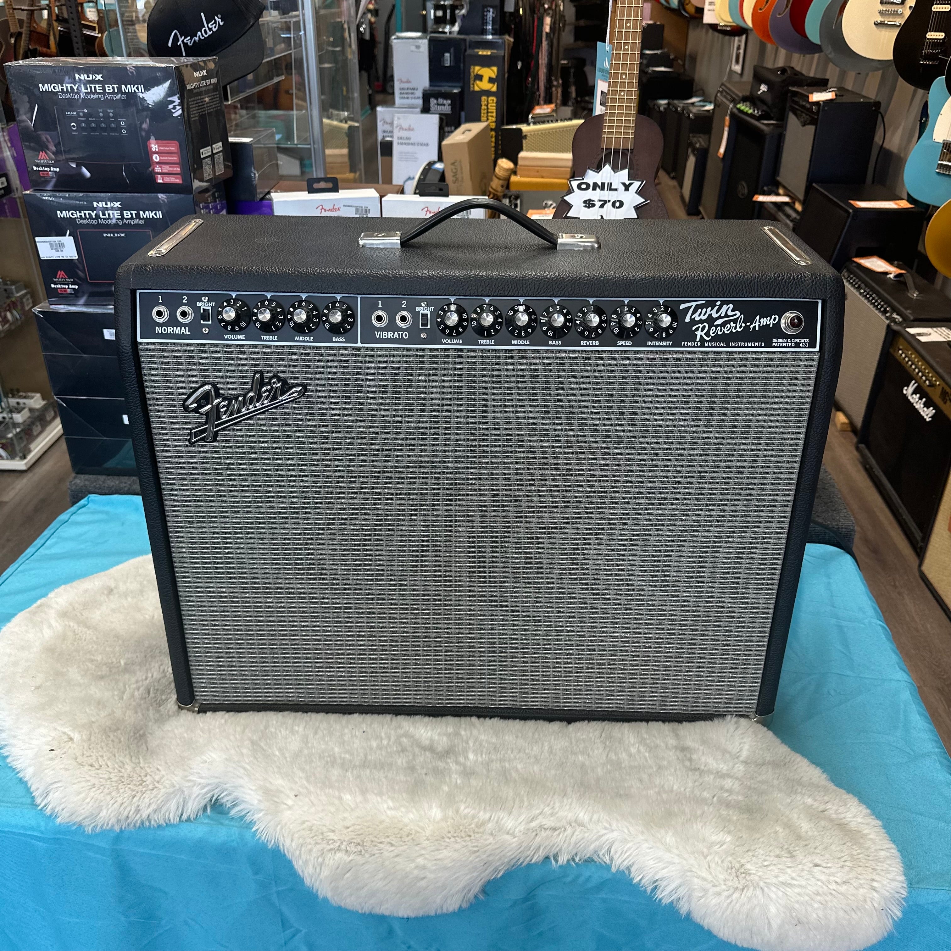 Used Fender 2005 '65 Twin Reverb Reissue 85-Watt 2x12" Guitar Combo