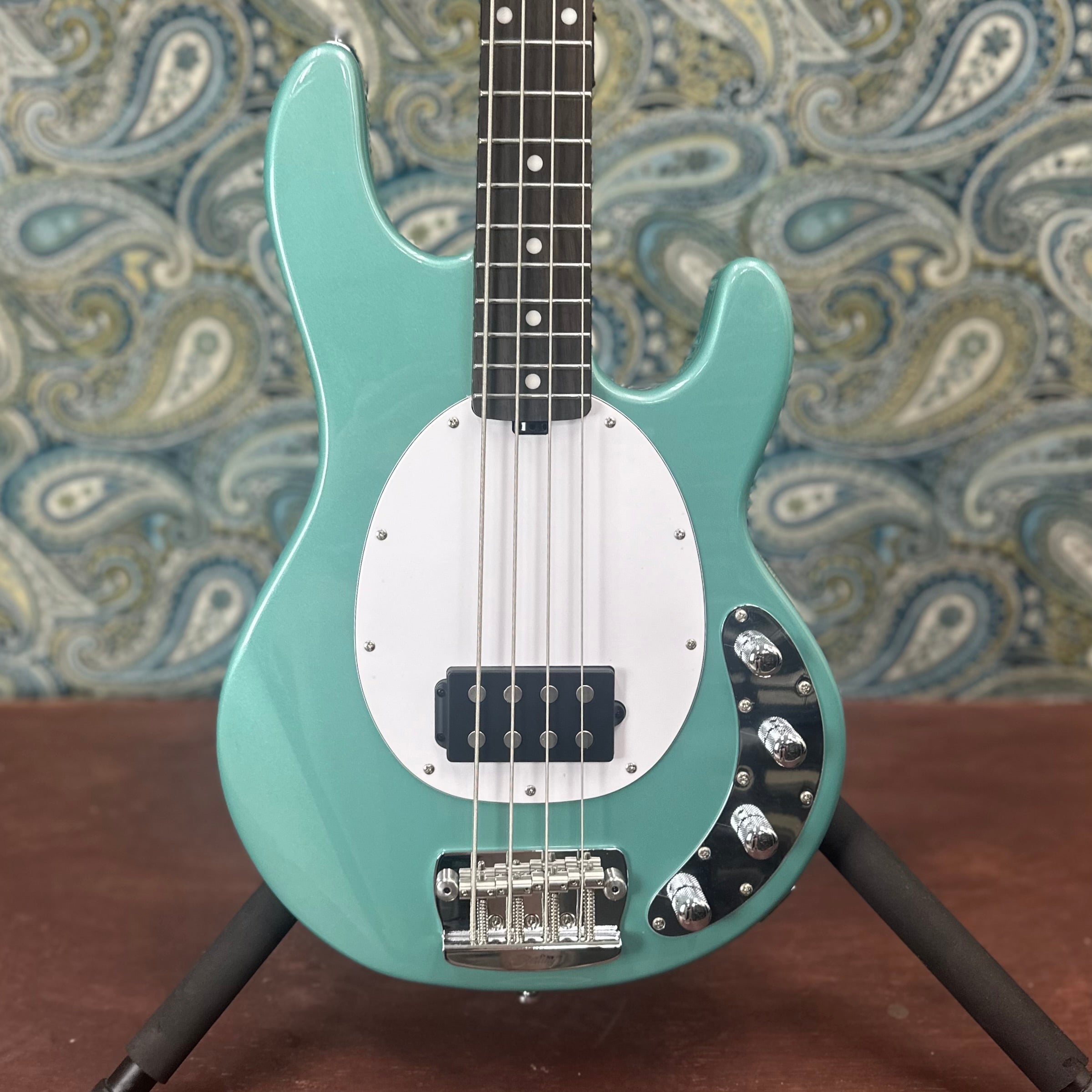 Sterling by Music Man Stingray RAY34 Dorado Green