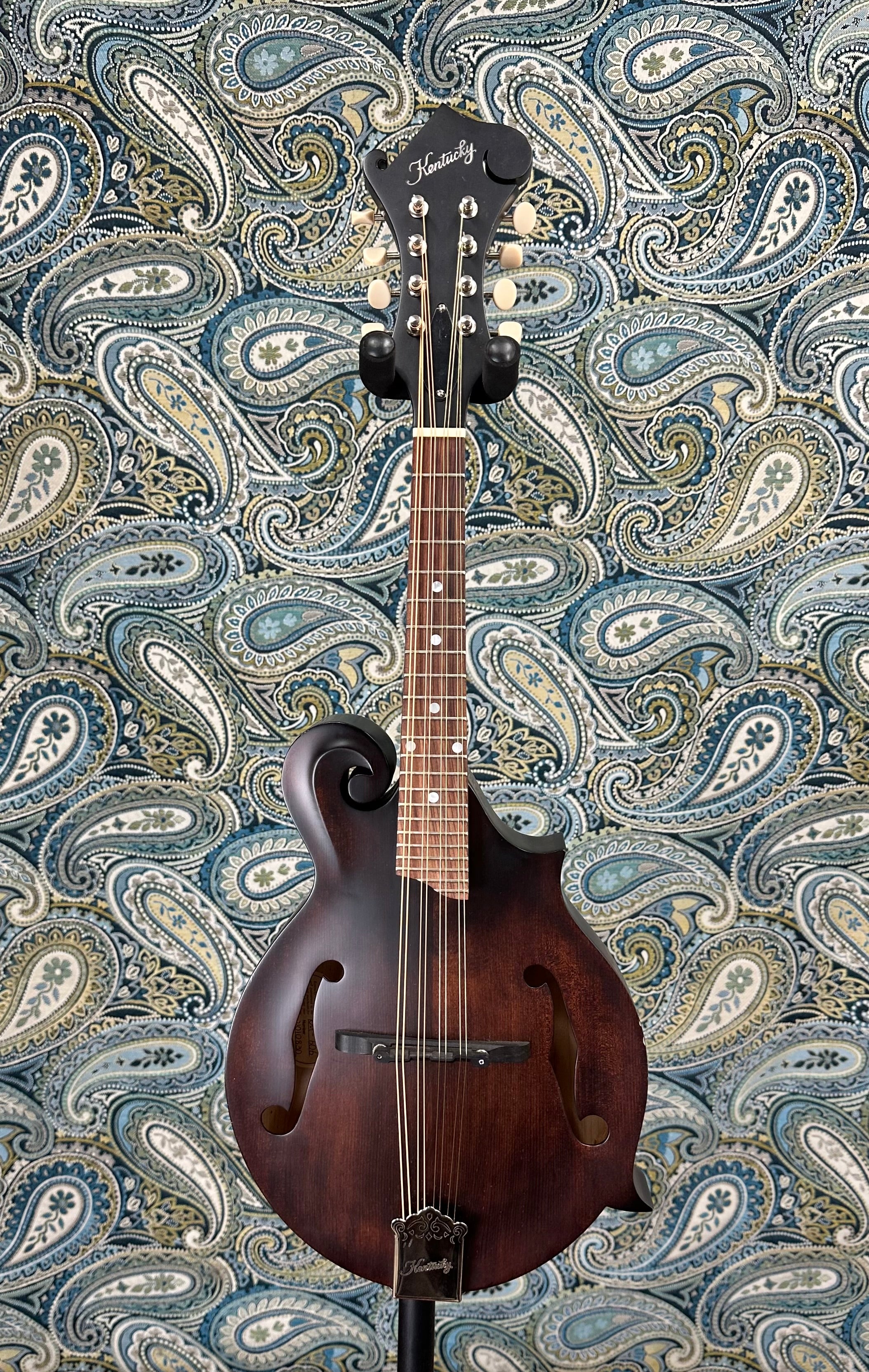 Used Kentucky KM-606 F-Style Mandolin w/Gator Case