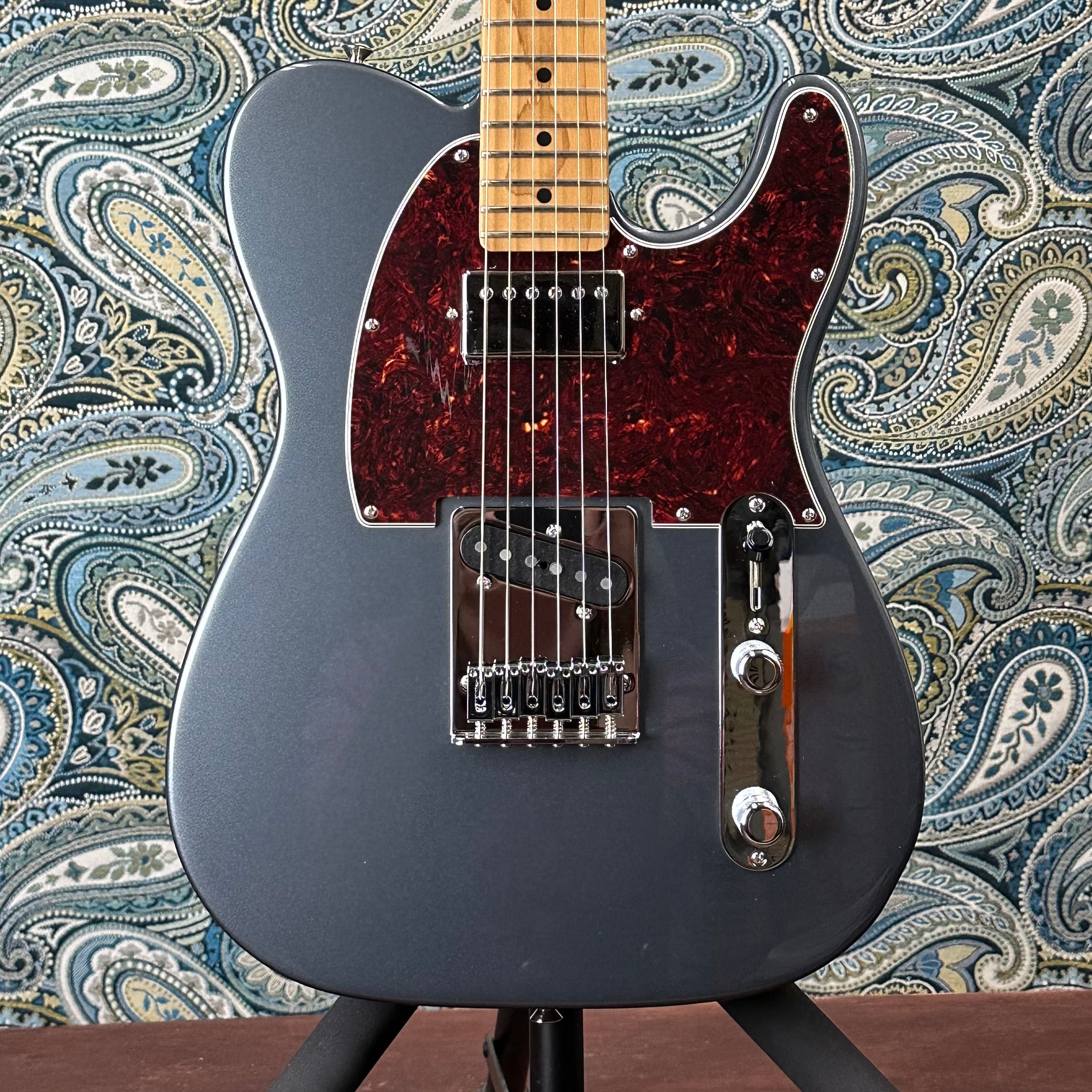 Fender Limited Edition Player II Telecaster Roasted Maple Fingerboard Electric Guitar Charcoal Frost Metallic