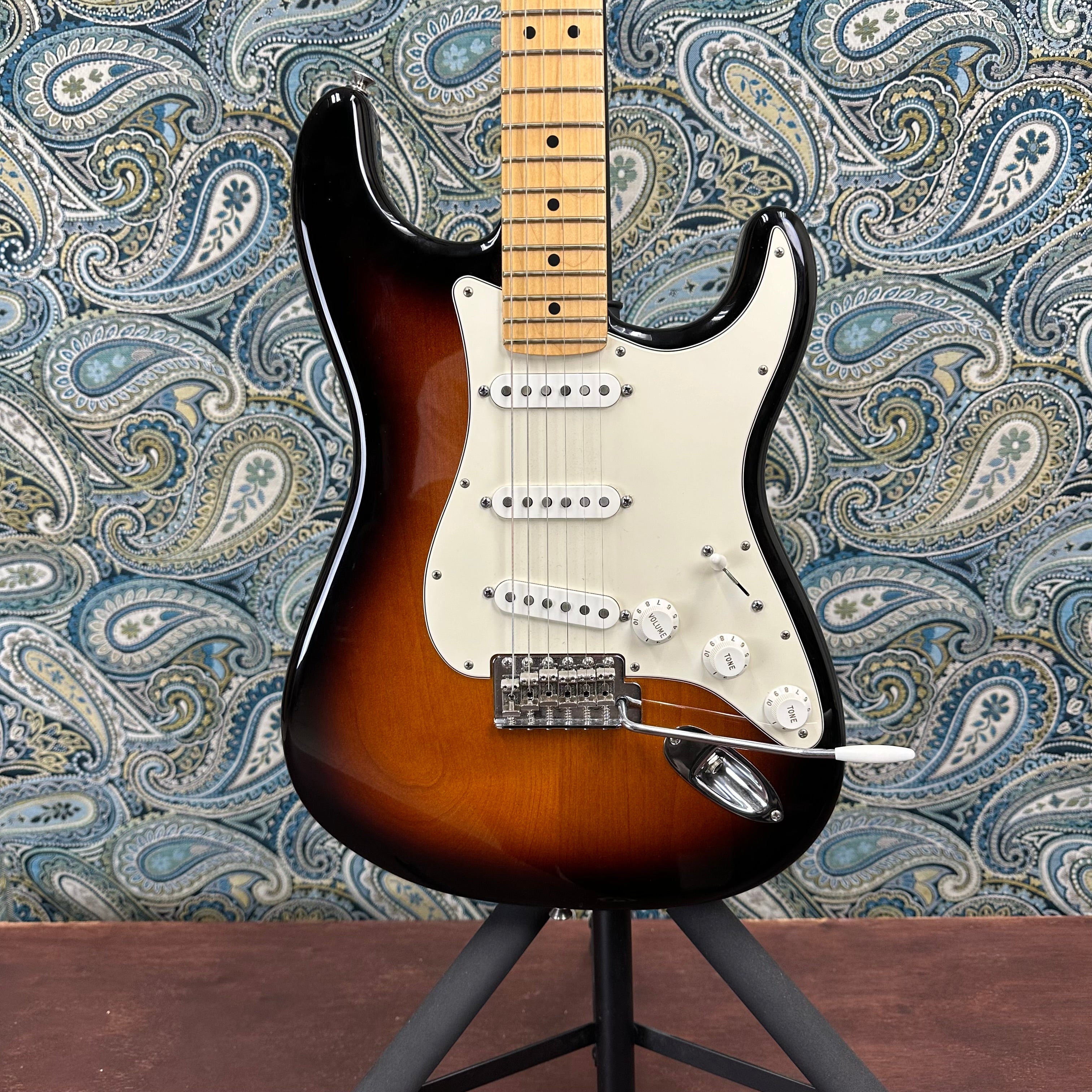 Used Fender American Special Stratocaster 2013 Sunburst