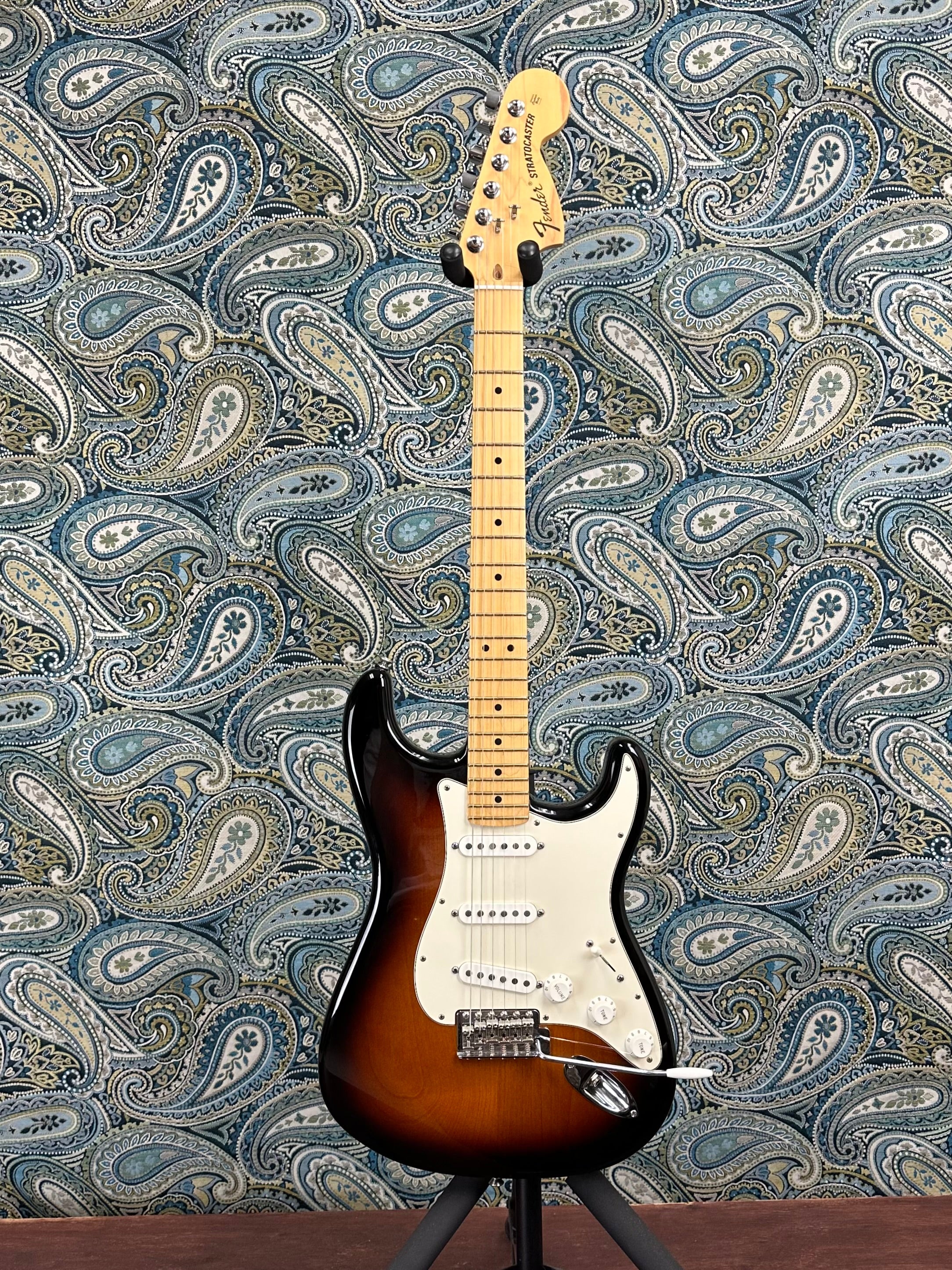 Used Fender American Special Stratocaster 2013 Sunburst