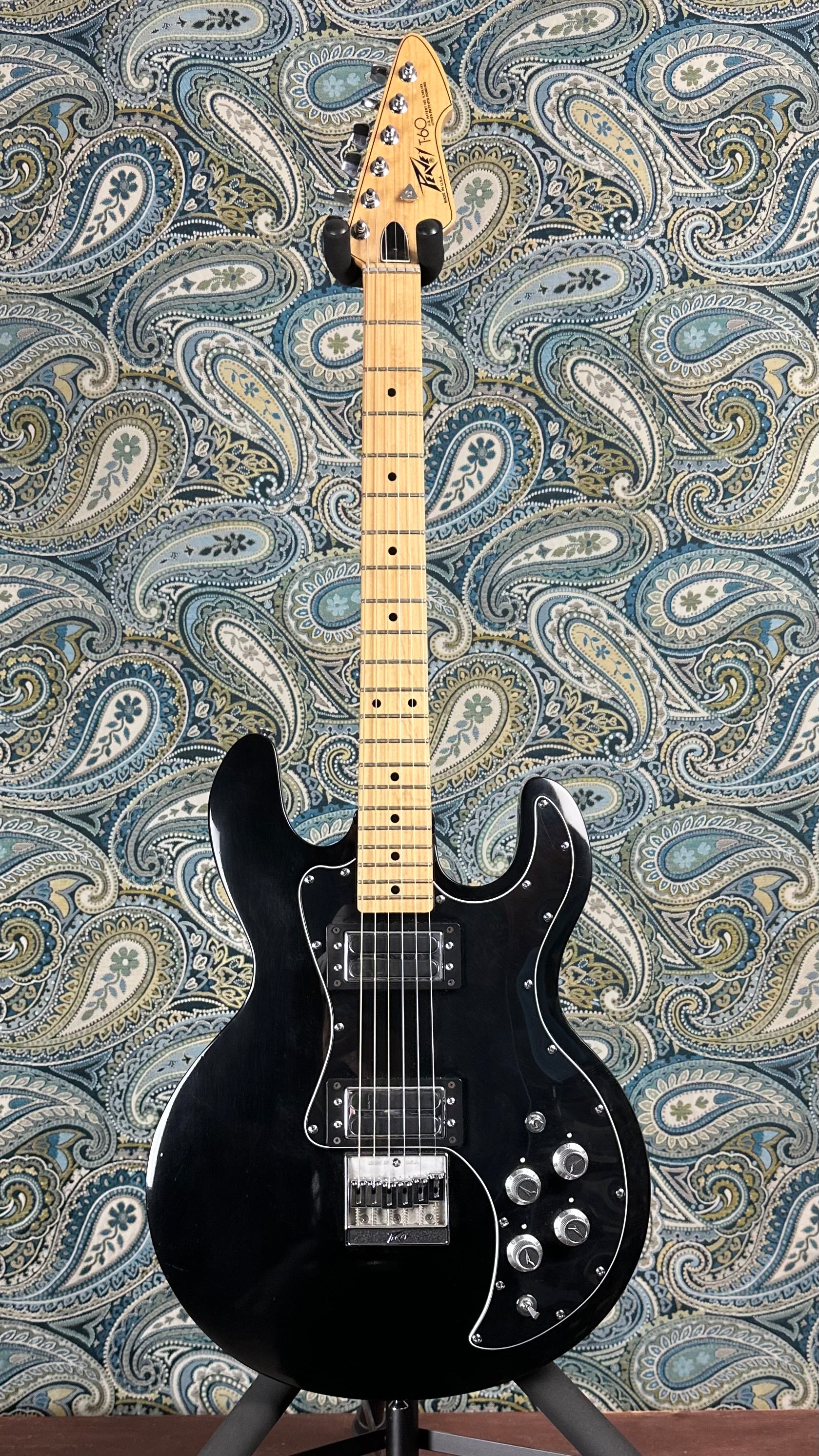 Used Peavey T-60 Black 1980 w/OHSC