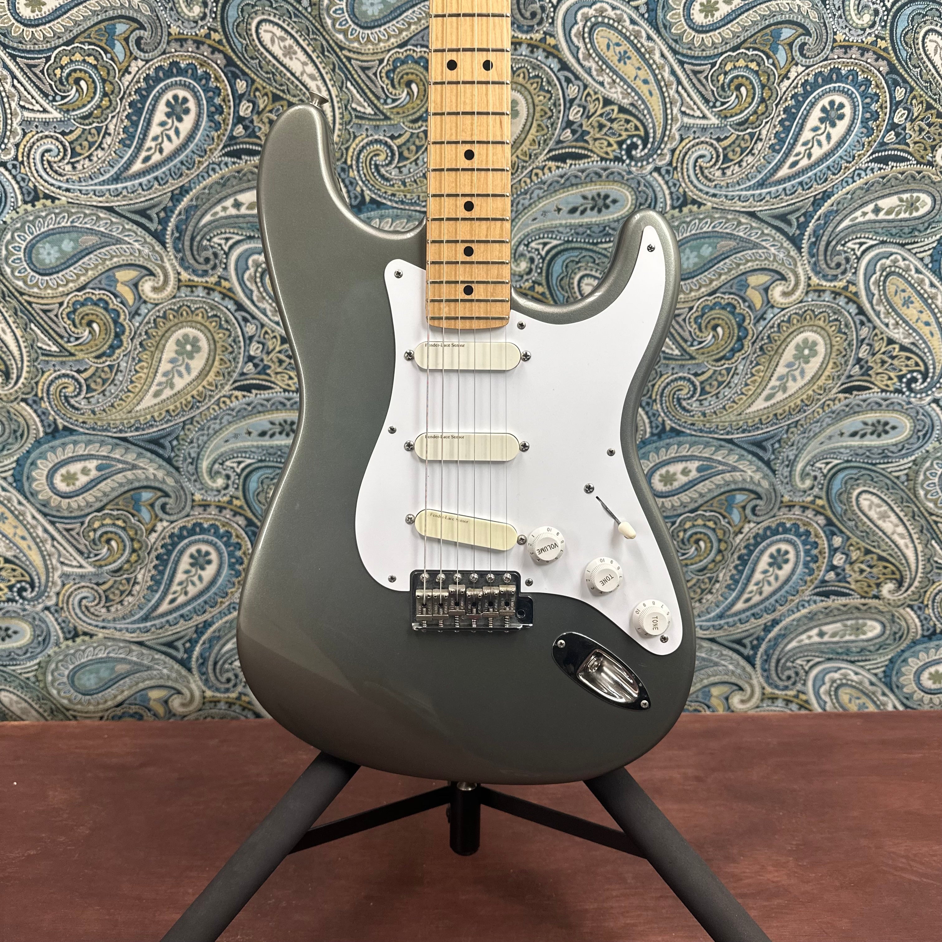 Used Fender 1989 Eric Clapton Artist Series Stratocaster Pewter w/Brand New Case