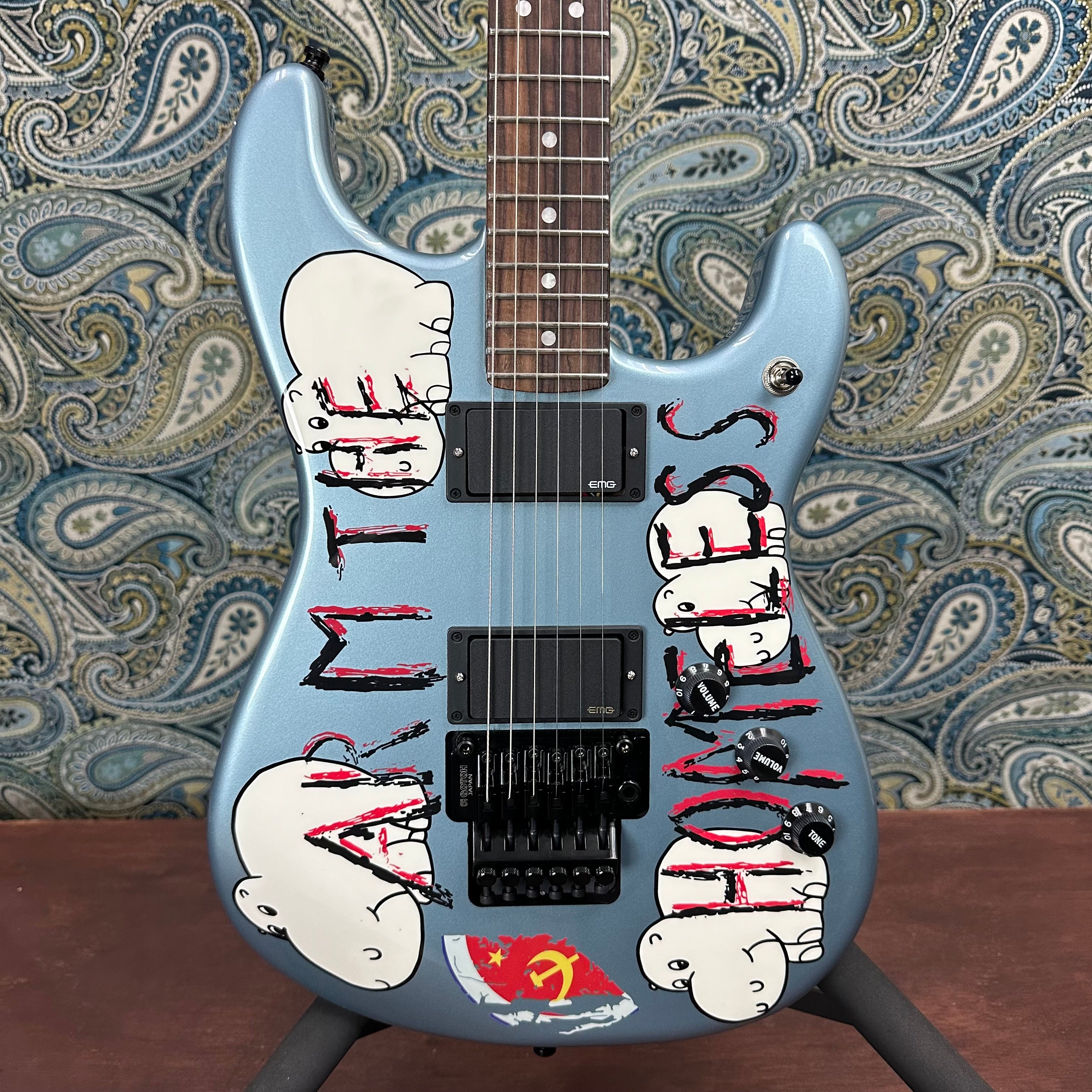 Fender Tom Morello "Arm The Homeless" Blue Ice Metallic w/Deluxe Hardshell Case