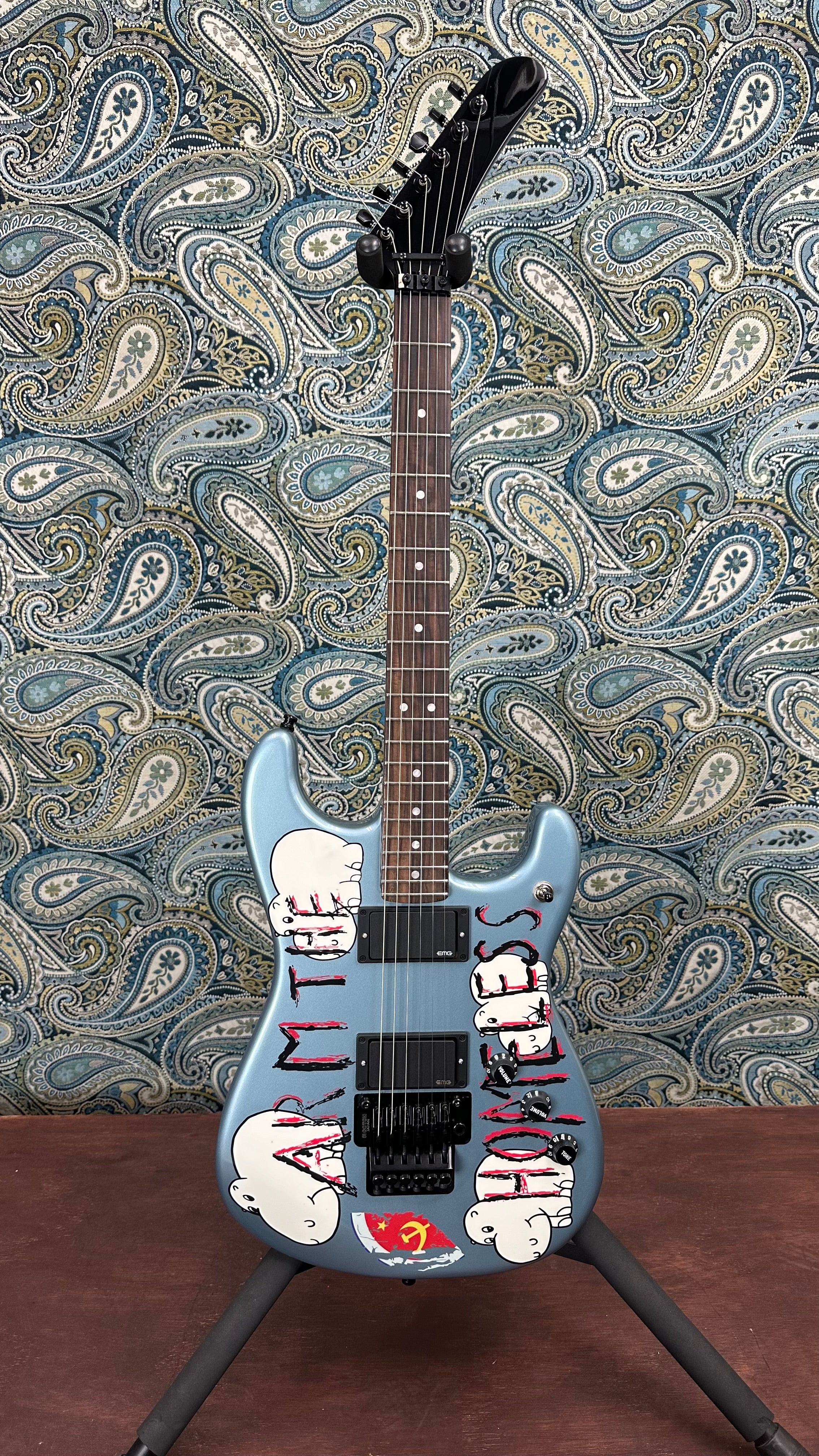 Fender Tom Morello "Arm The Homeless" Blue Ice Metallic w/Deluxe Hardshell Case