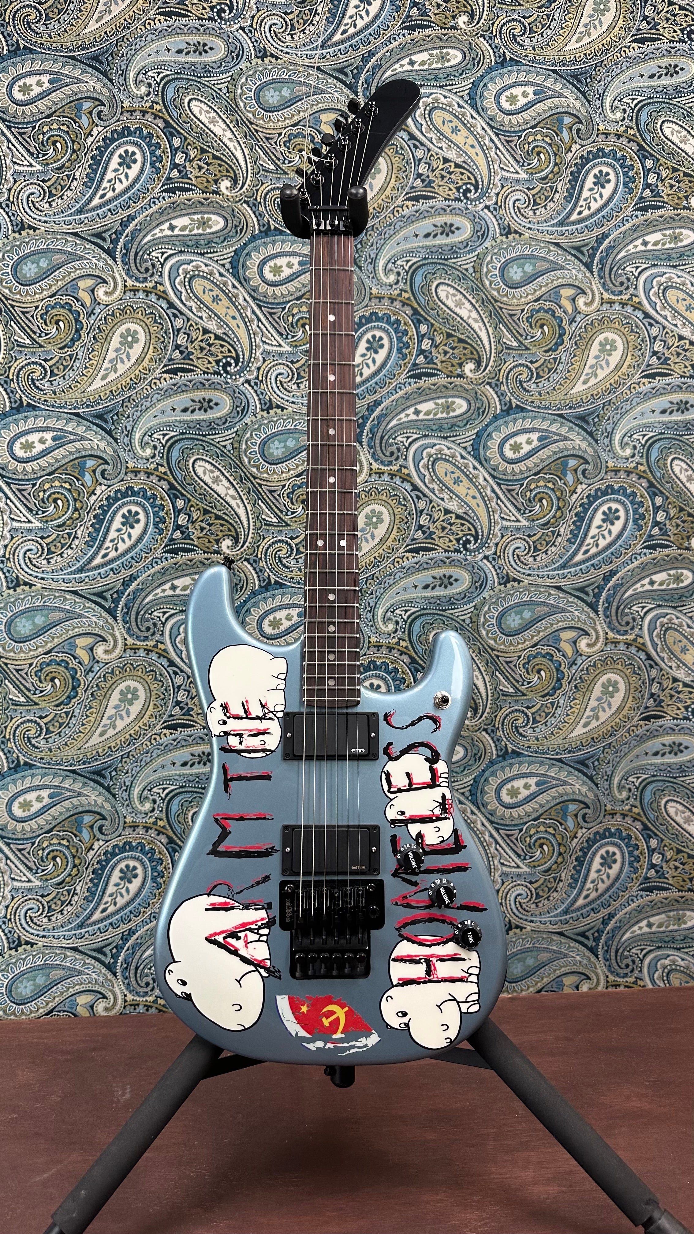 Fender Tom Morello "Arm The Homeless" Blue Ice Metallic w/Deluxe Hardshell Case