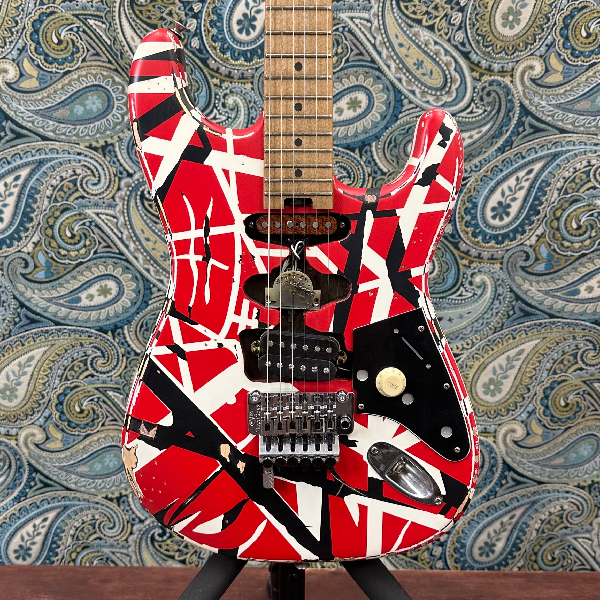 EVH Striped Series Frankenstein Red with Black Stripes Relic