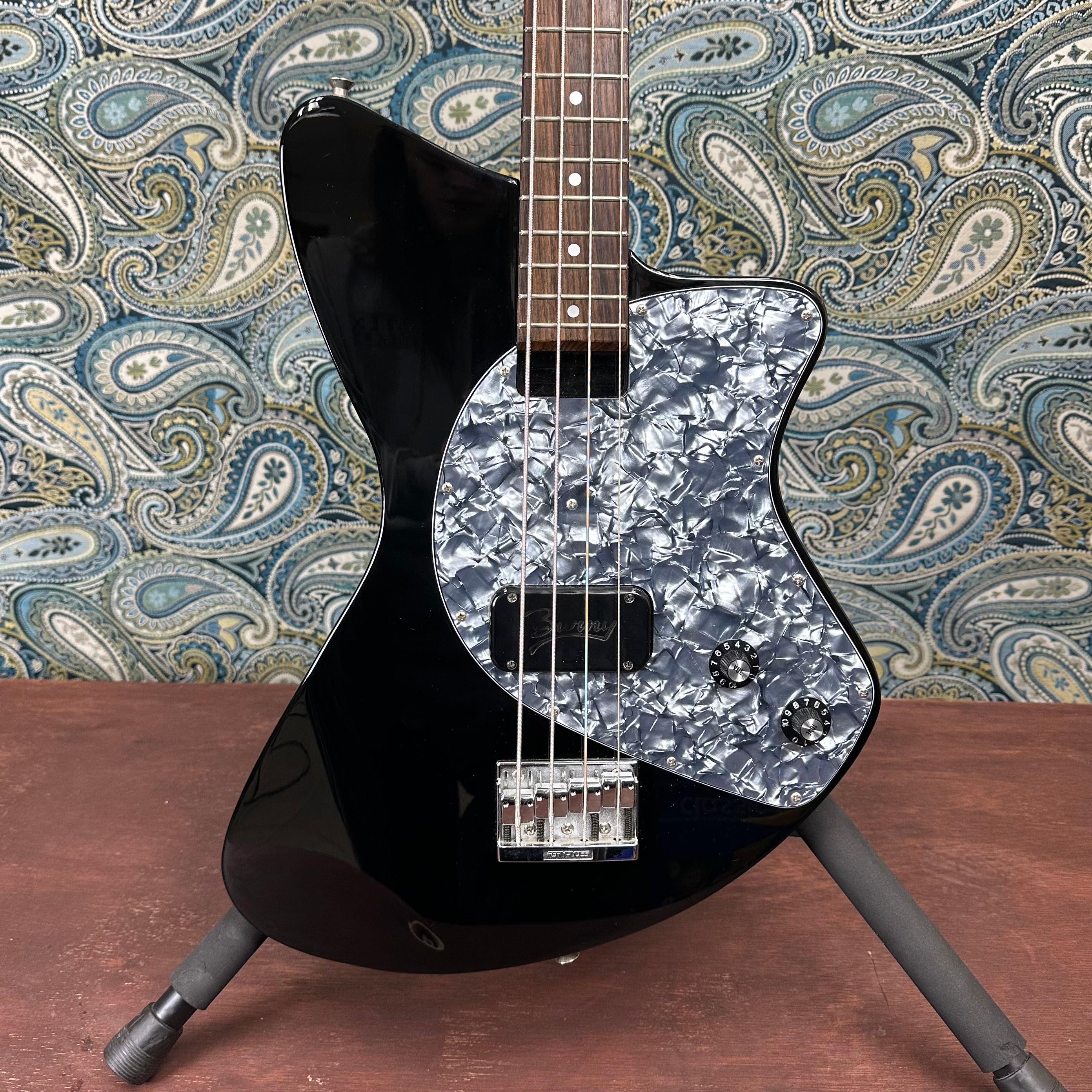 Used Burny Fernandes HB-100 Vertigo 4-String Bass 1992 w/Bag