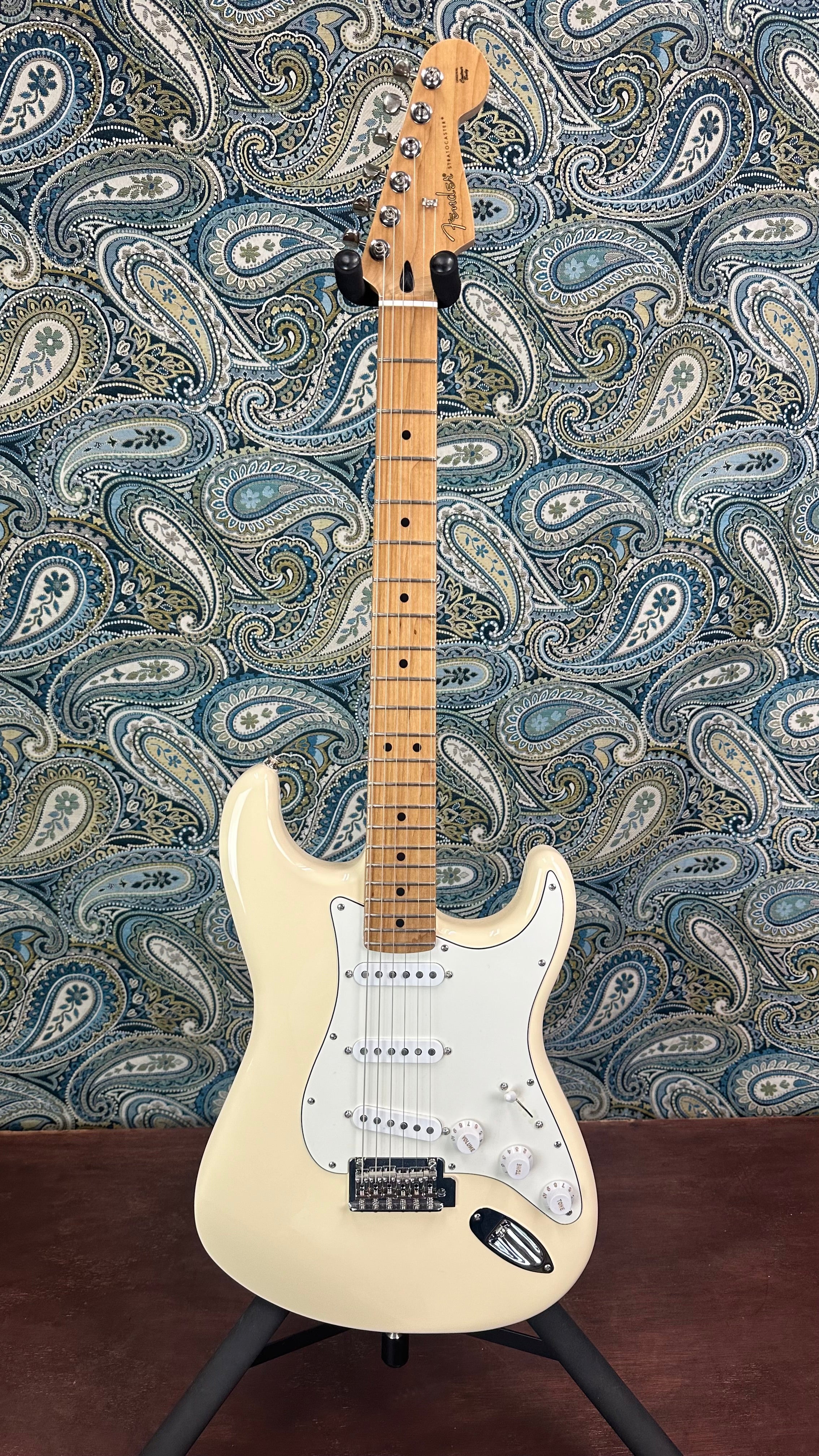 Fender Limited Edition Player II Stratocaster Roasted Maple Olympic White