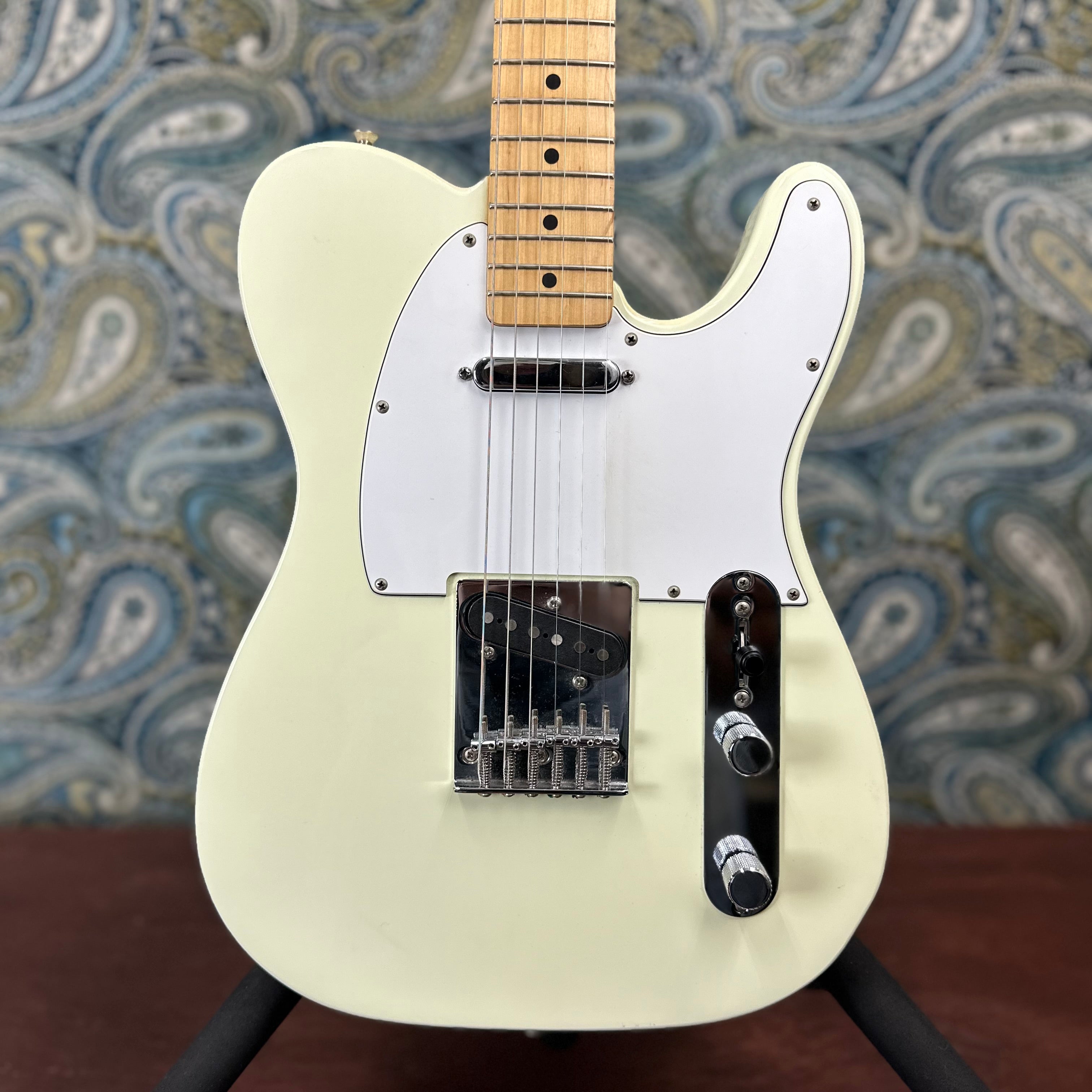Used Fender Mexican Standard Telecaster 1995 Cream w/Gig Bag