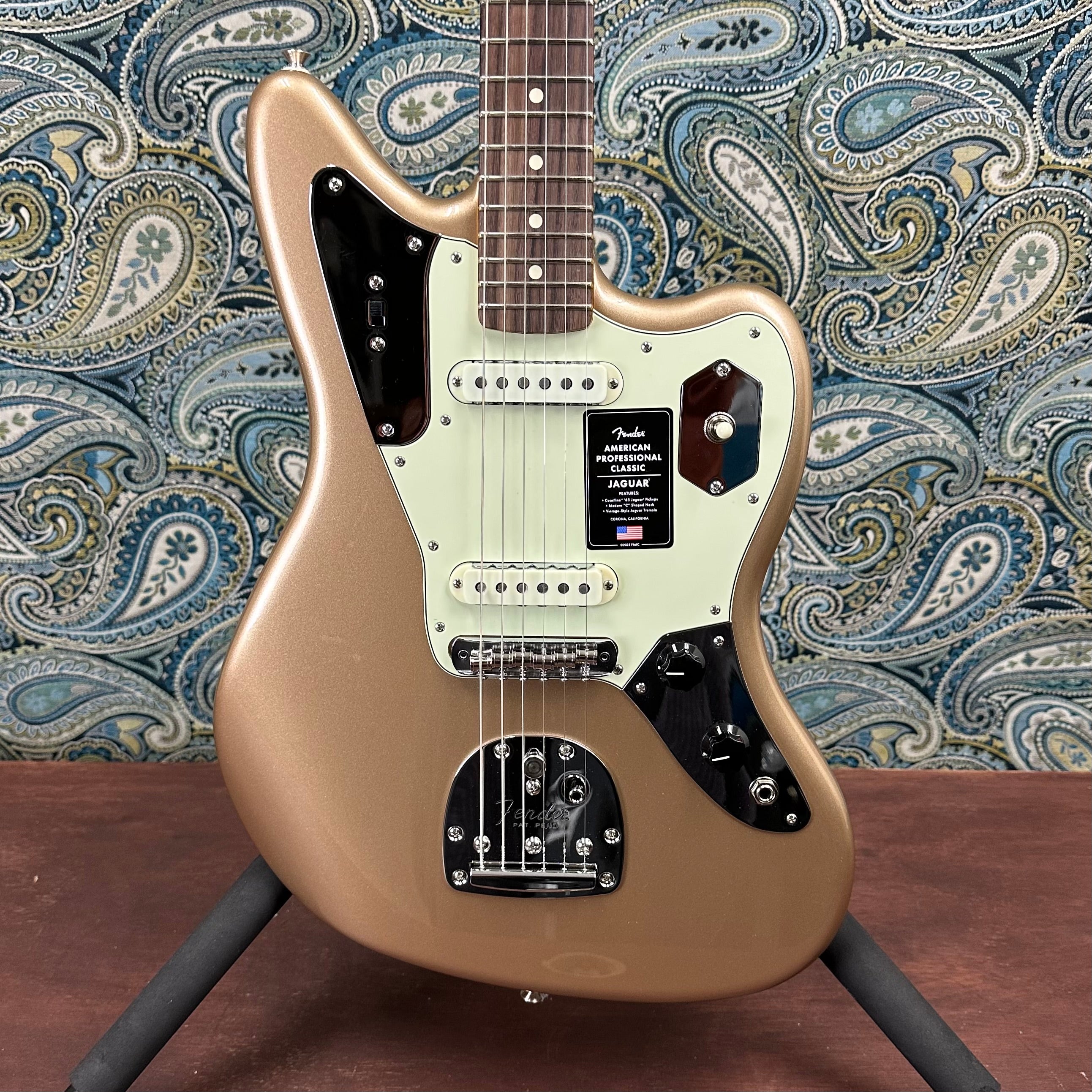 Fender American Professional Classic Jaguar Faded Firemist Gold