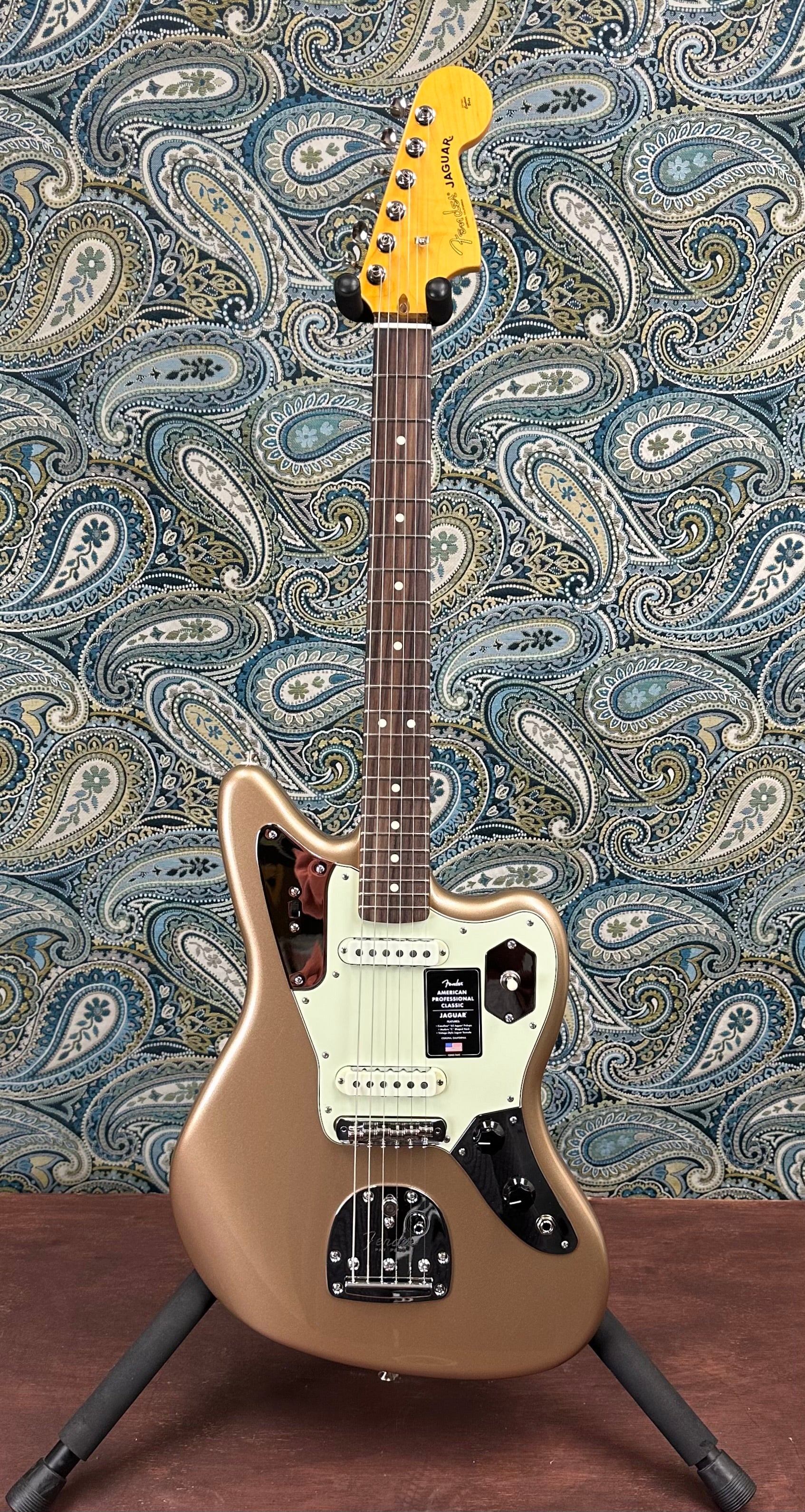 Fender American Professional Classic Jaguar Faded Firemist Gold