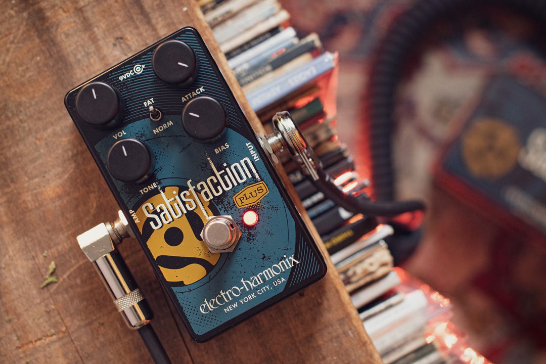 Electro-Harmonix Satisfaction Plus Fuzz Guitar Pedal