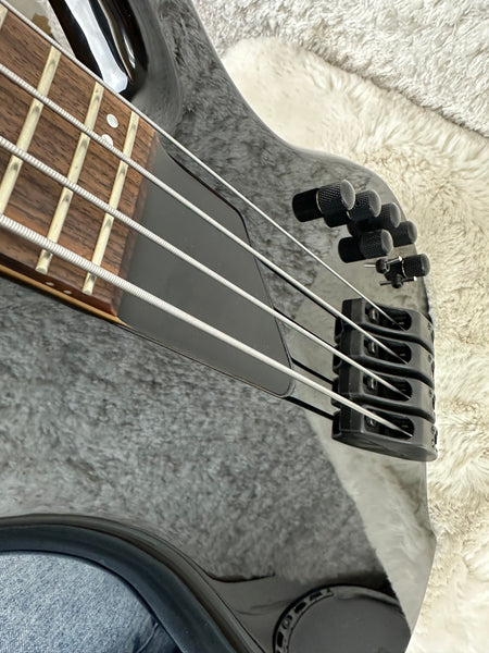 Used Willcox Saber SL Bass 4-string Lightwave Fretted w/HexFX