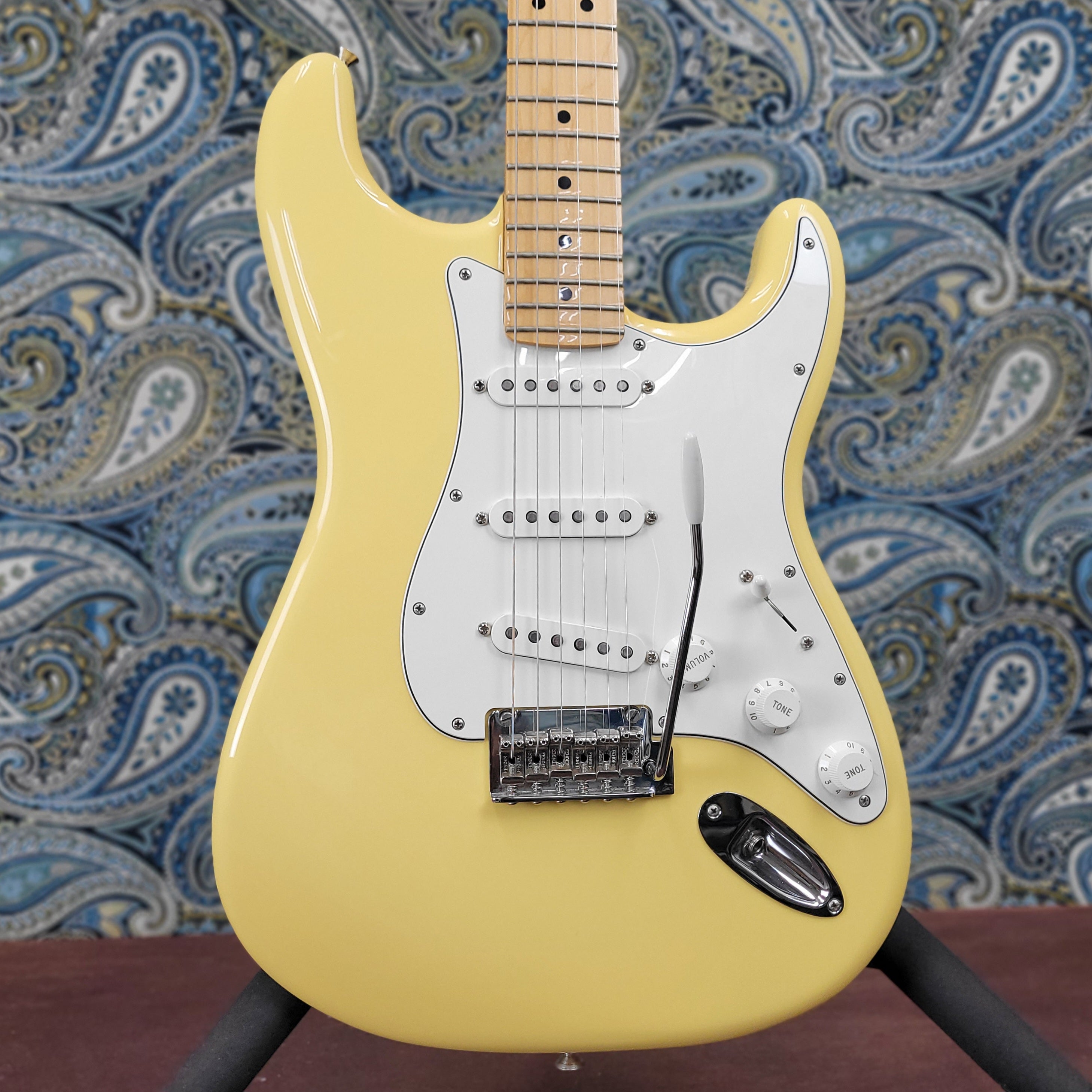 Used Fender Player Stratocaster Buttercream 2019 w/Gig Bag