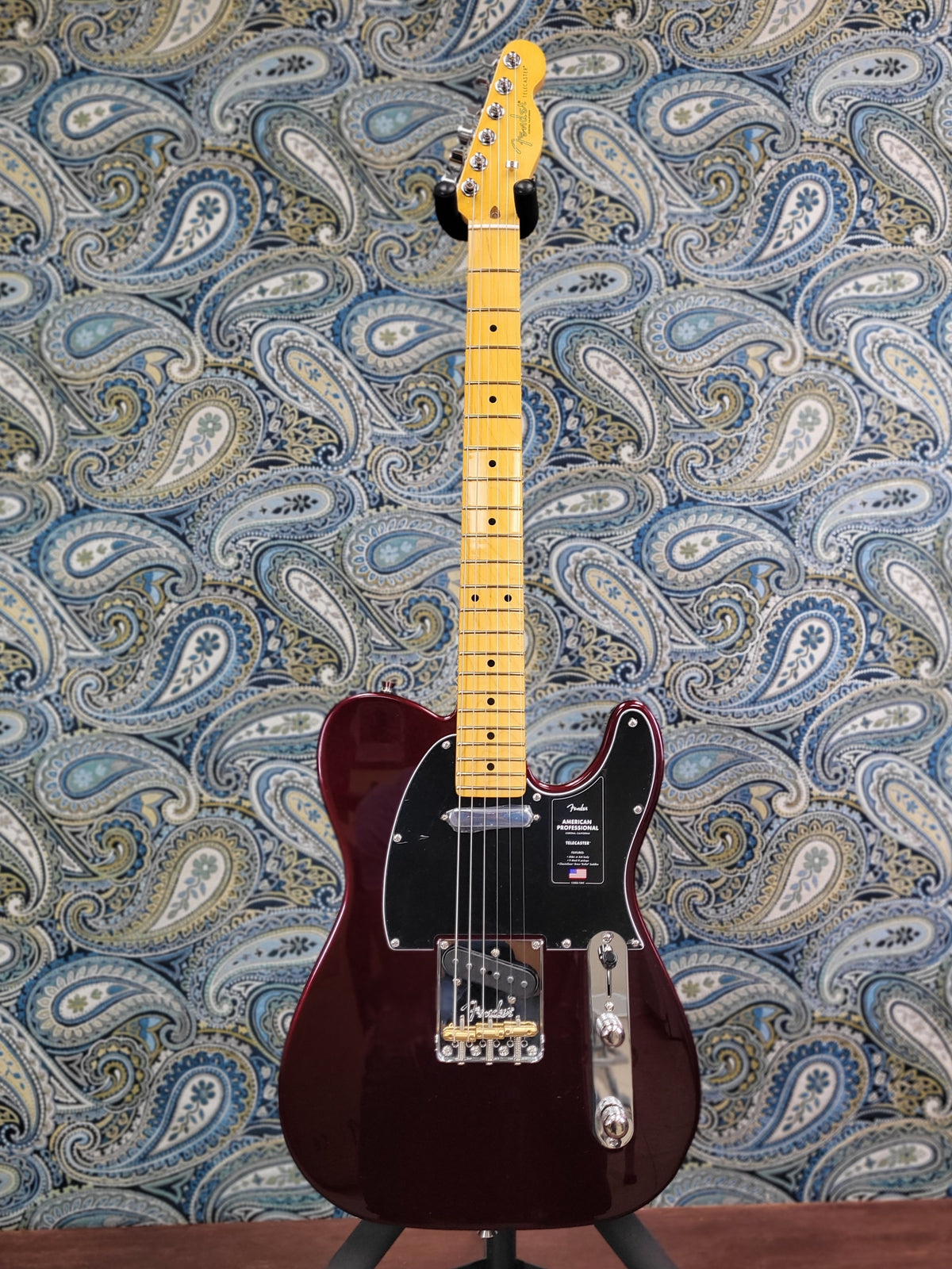 Fender American Professional Telecaster Oxblood with Hardcase