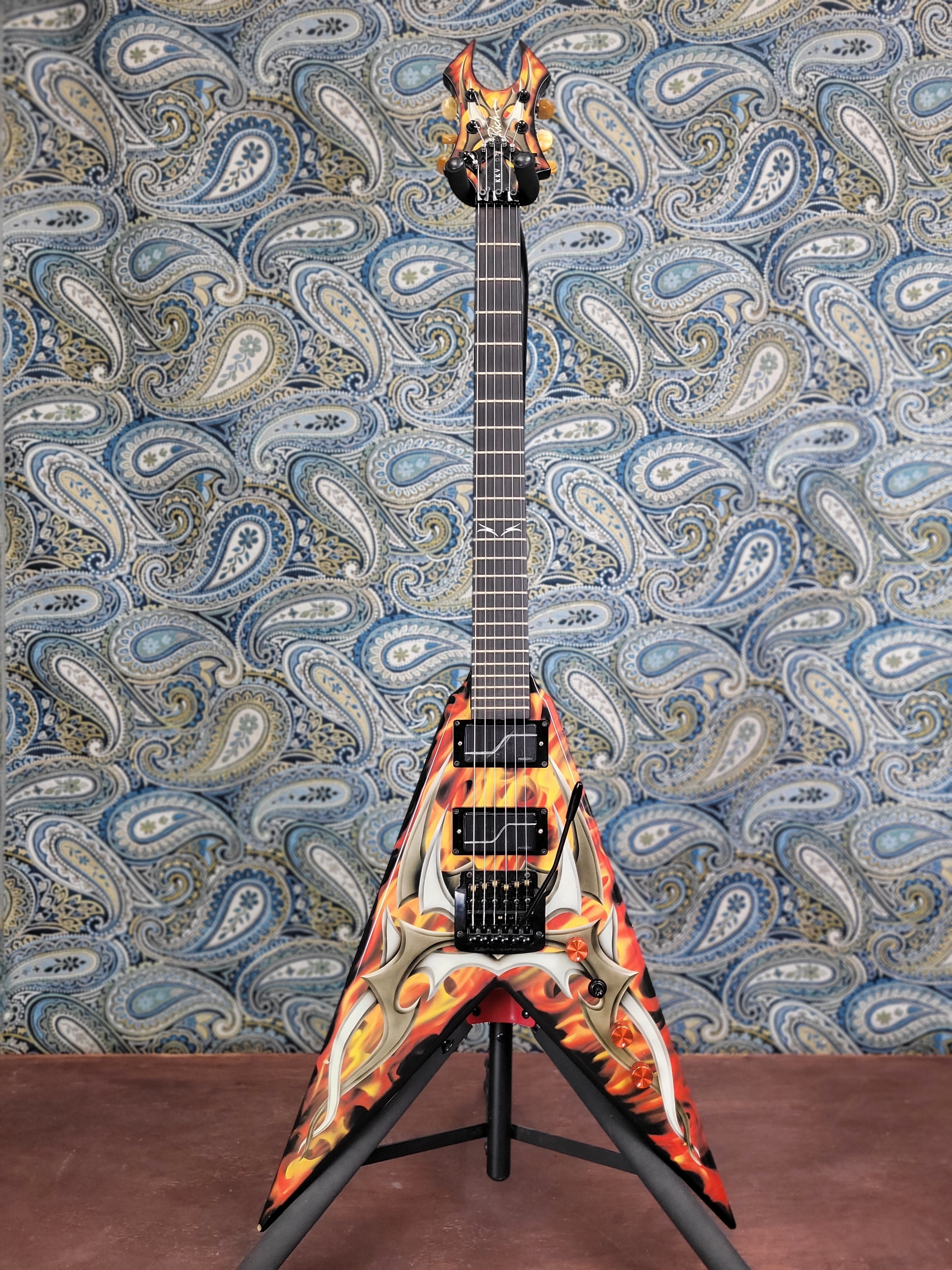 Used BC Rich Kerry King V KKVFG2 Tribal Flame Kahler Bridge w/Case