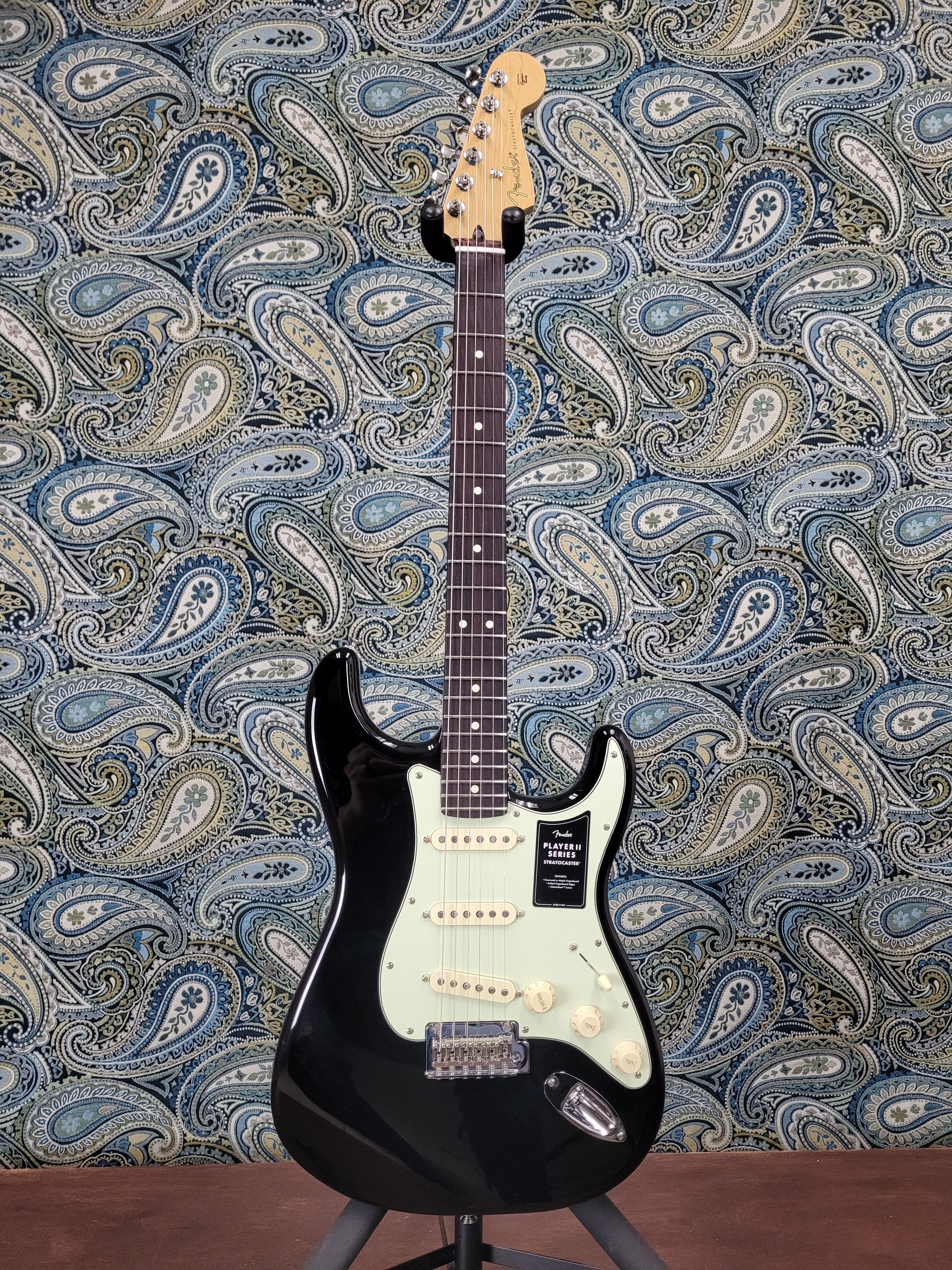 Fender Limited Edition Player II Stratocaster Roasted Maple Neck Black