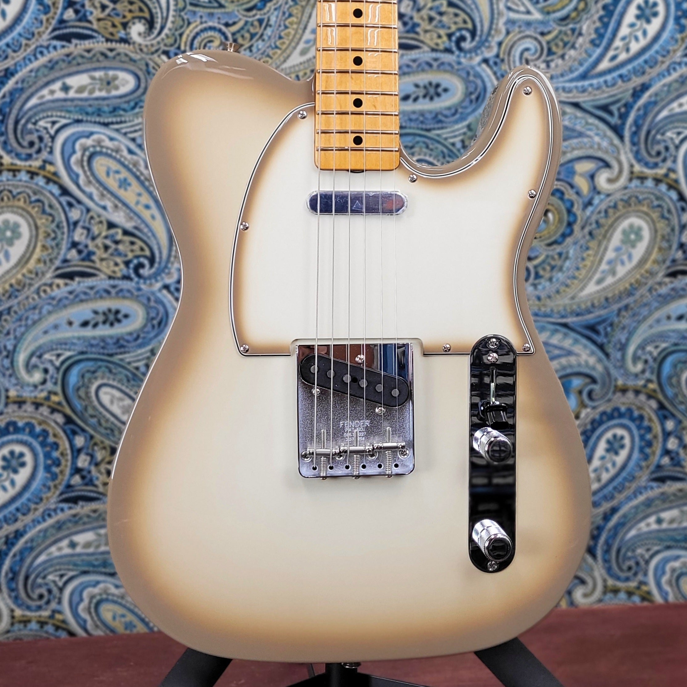 Fender Limited Edition Vintera II '60s Telecaster Antigua w/ GIg Bag