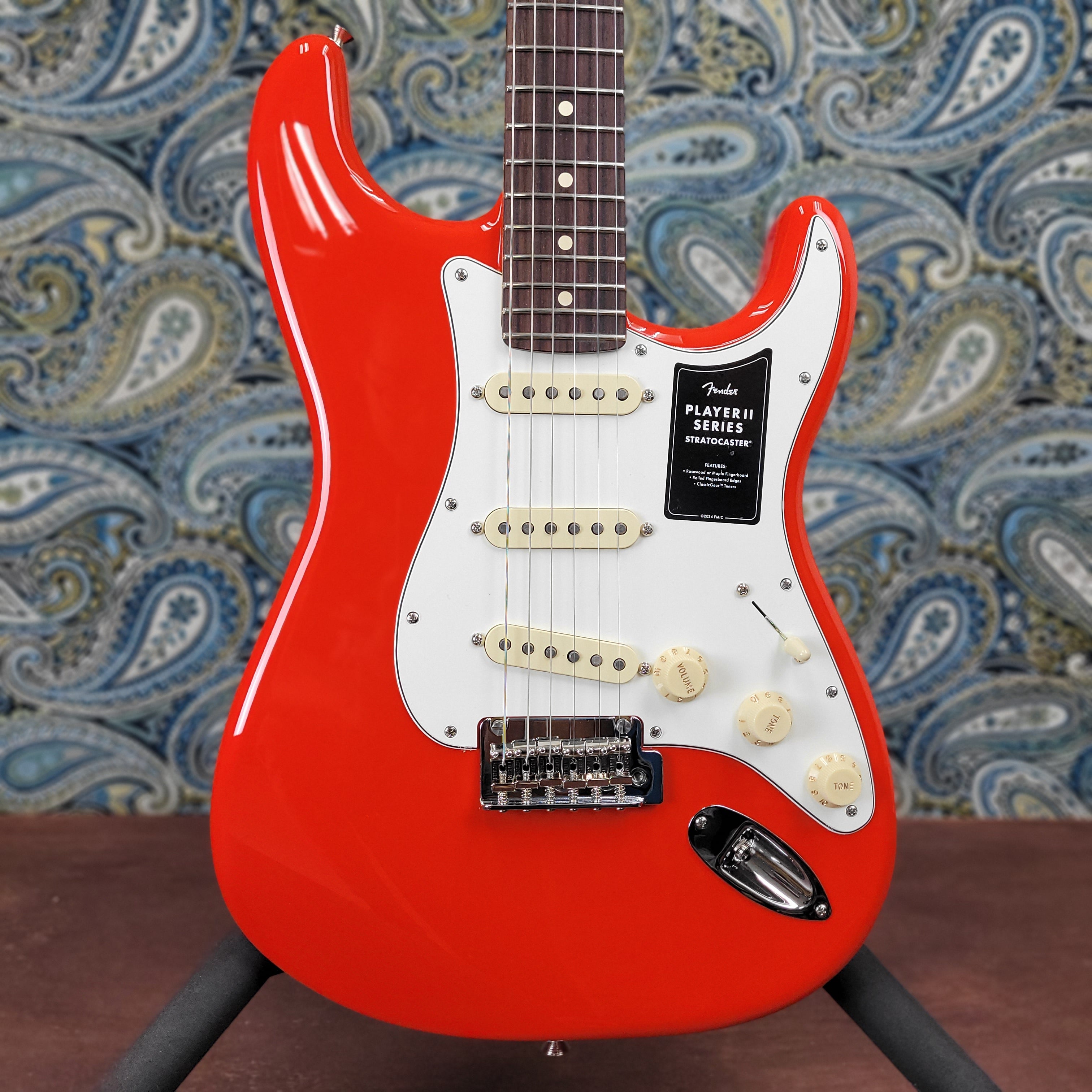 Fender Player Series II Stratocaster SSS Coral Red