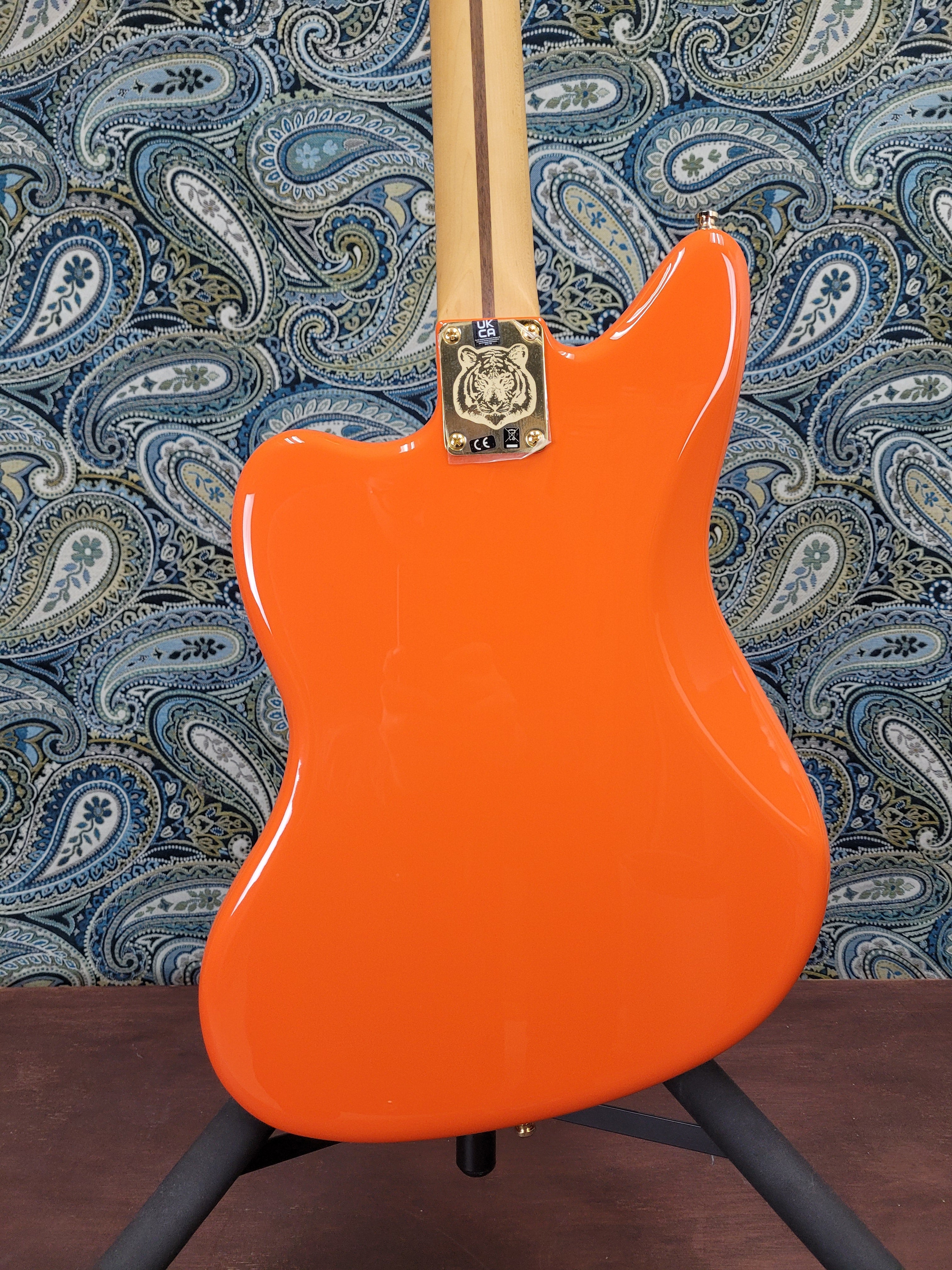 Fender Limited Edition Mike Kerr Jaguar Bass NOS