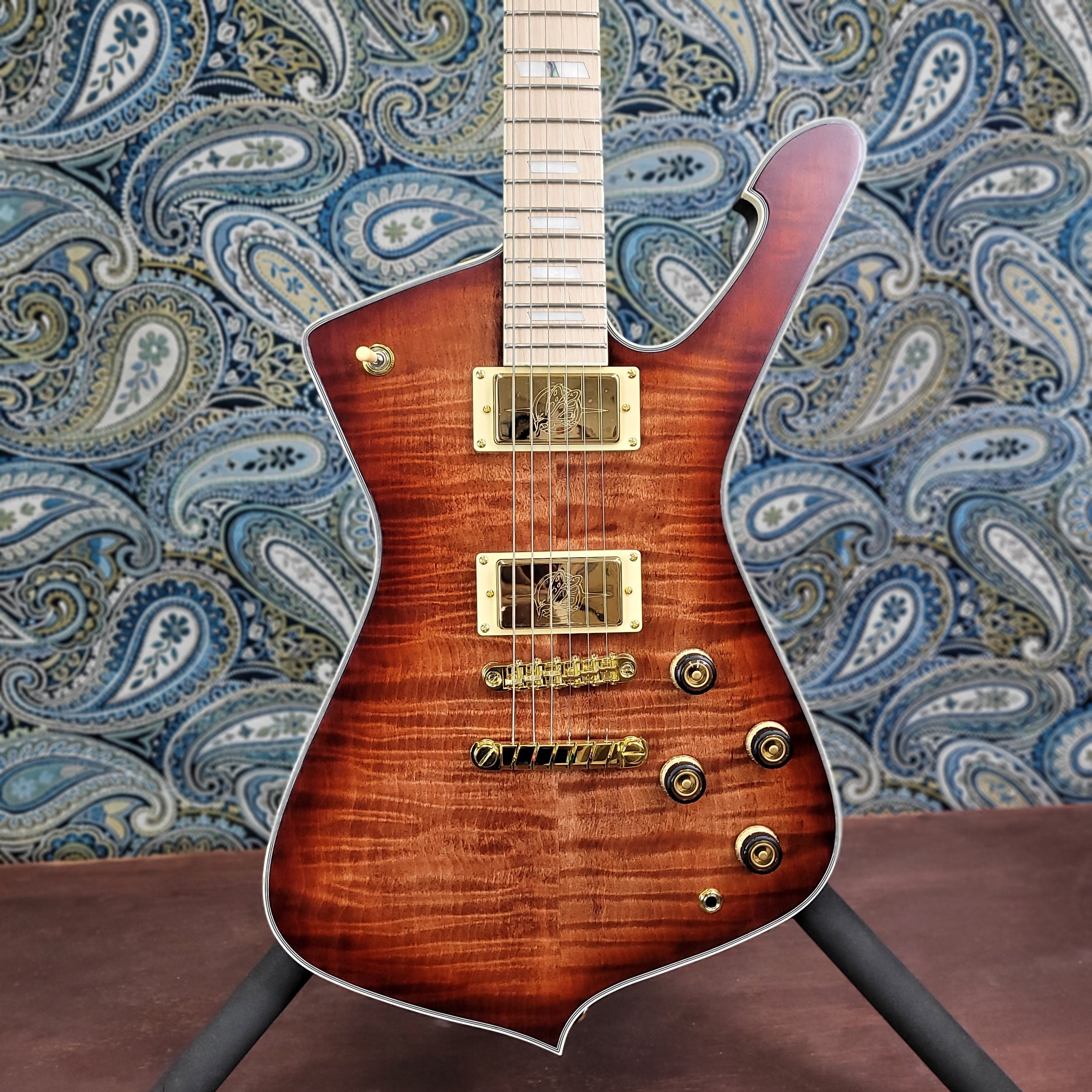 Ibanez Iceman IC420MFM Electric Guitar Caramel Burst Low Gloss w/ Gig Bag