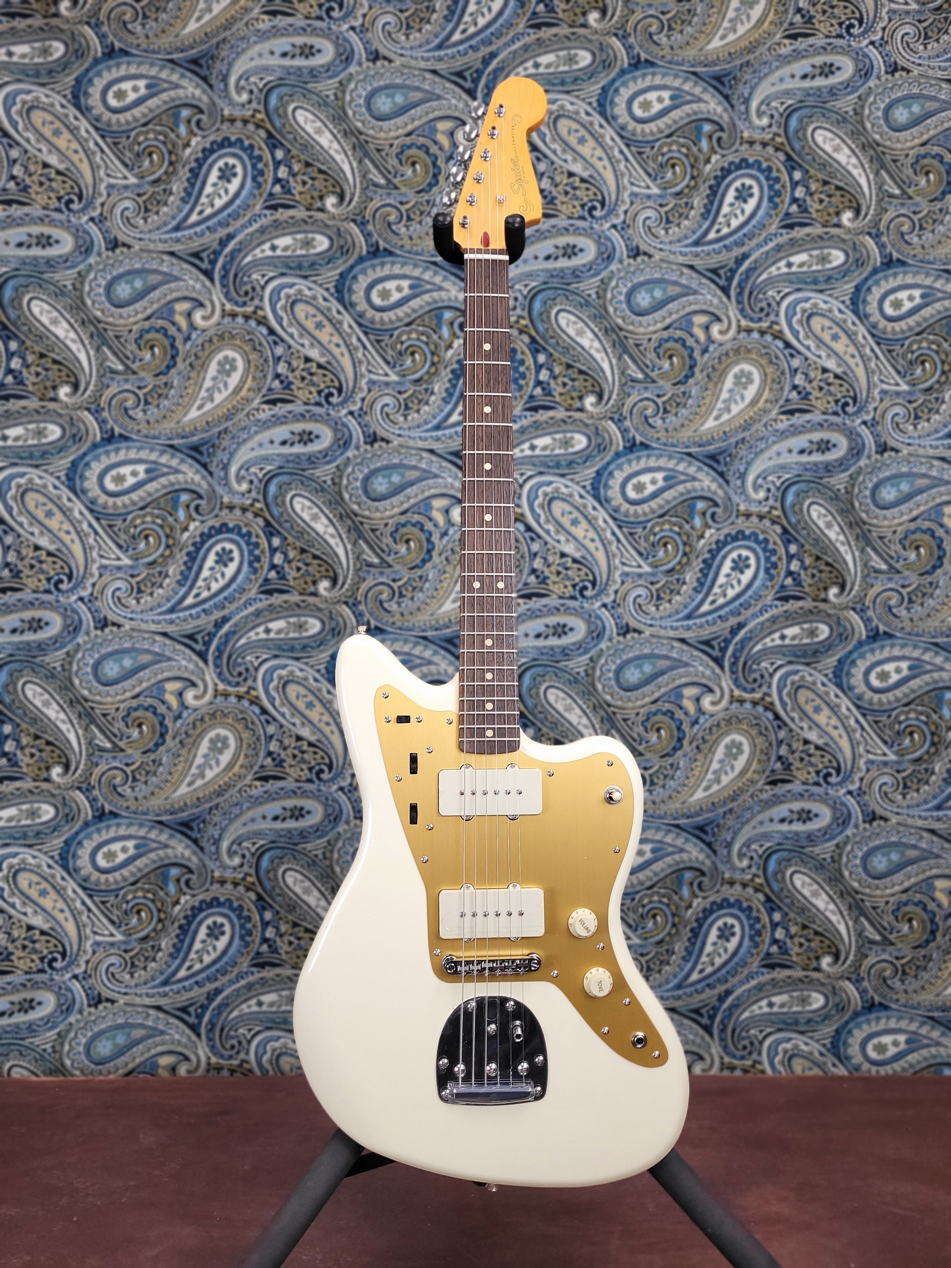 Squier J Mascis Jazzmaster Vintage White