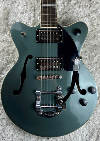 Gretsch G2655T STREAMLINER™ CENTER BLOCK JR. DOUBLE-CUT WITH BIGSBY Sterling Green